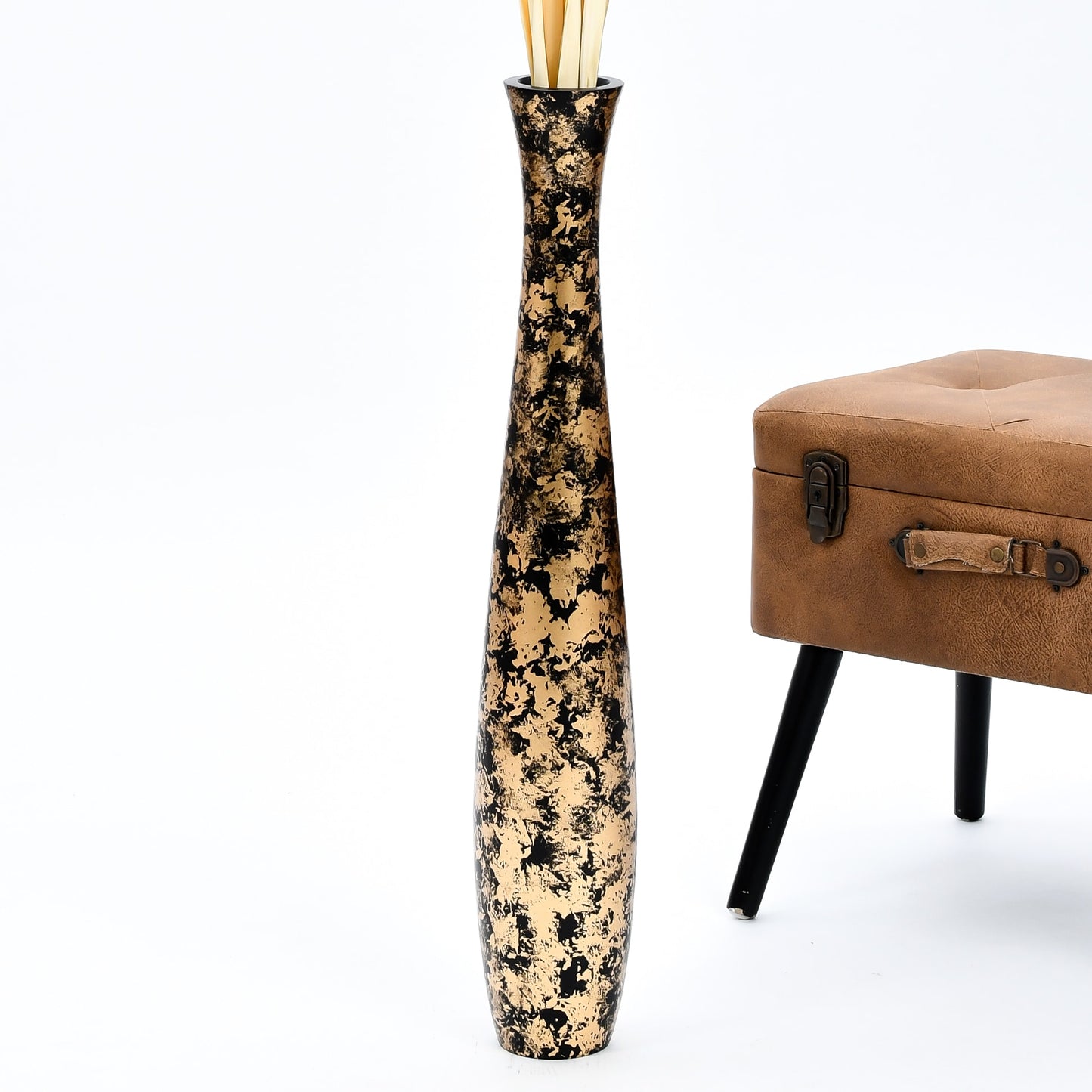 Large Mango Wood Floor Vase – Handcrafted Decorative Highlight from Thailand, gold, black, 26 inches
