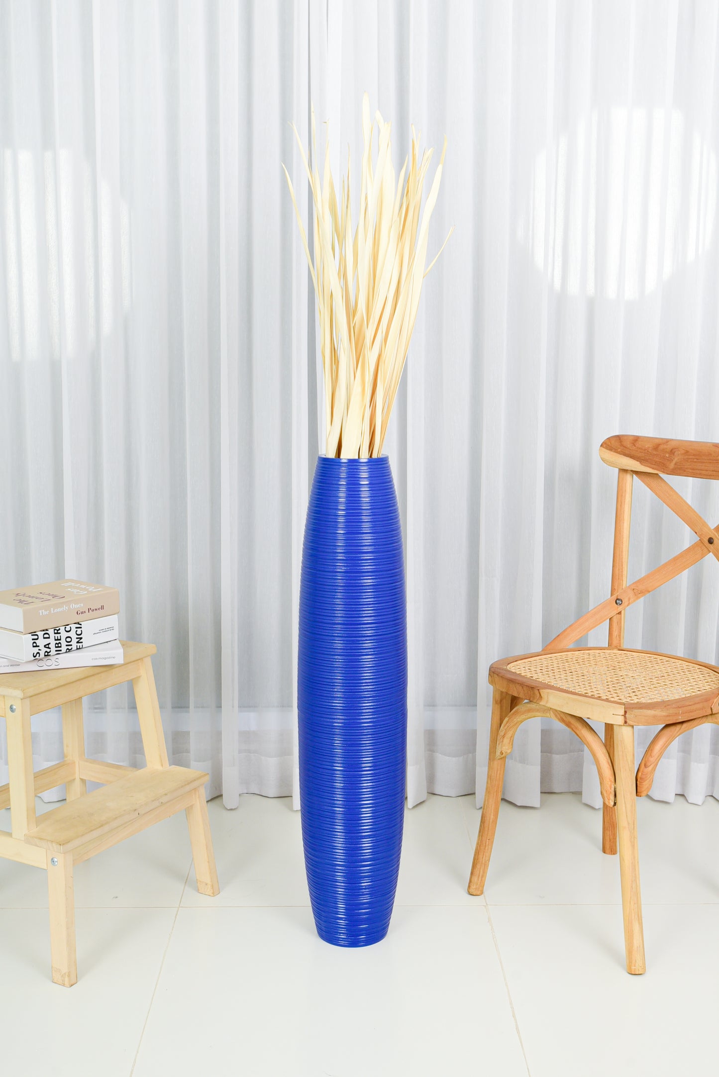 Large Mango Wood Floor Vase – Handcrafted Decorative Highlight from Thailand, blue, 34 inches
