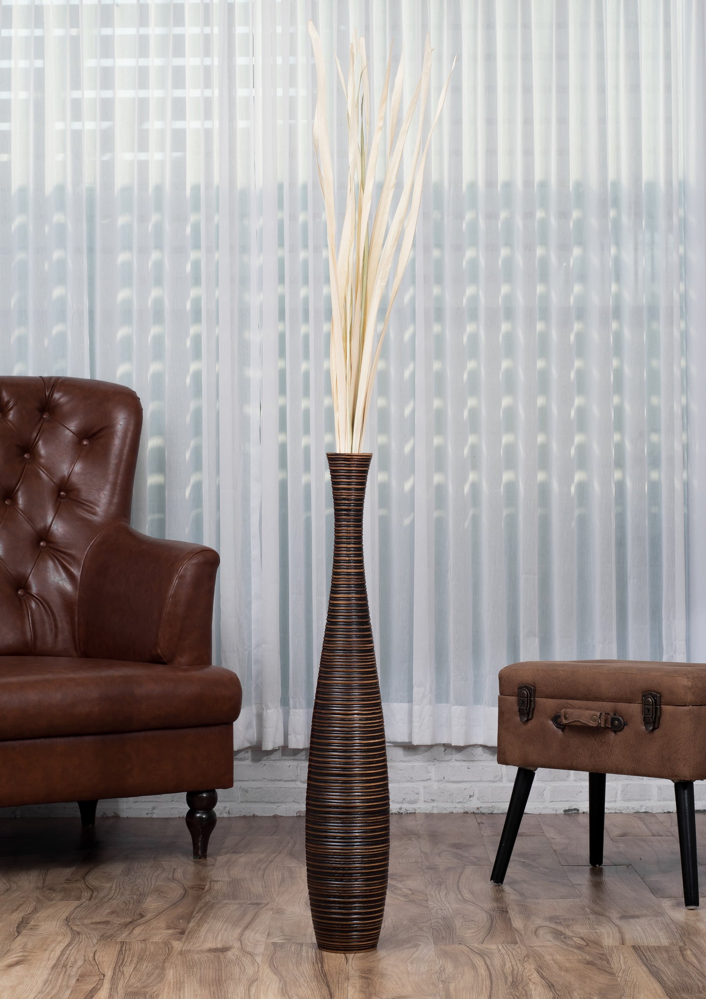 Large Mango Wood Floor Vase – Handcrafted Decorative Highlight from Thailand, brown, 34 inches