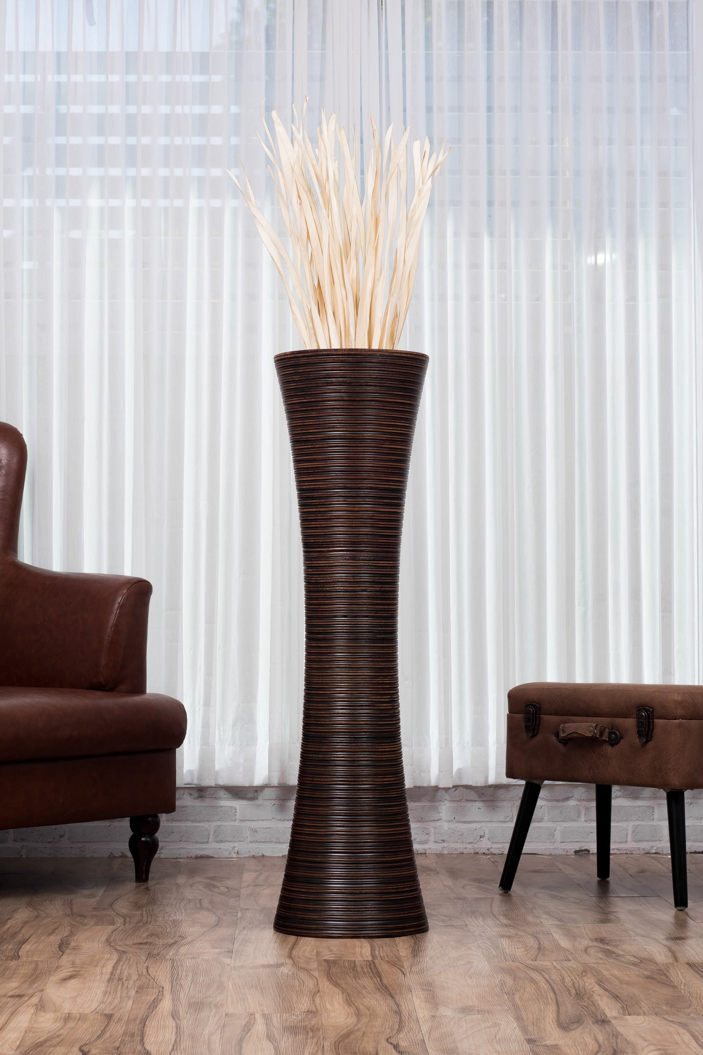 Large Mango Wood Floor Vase – Handcrafted Decorative Highlight from Thailand, brown, 41 inches