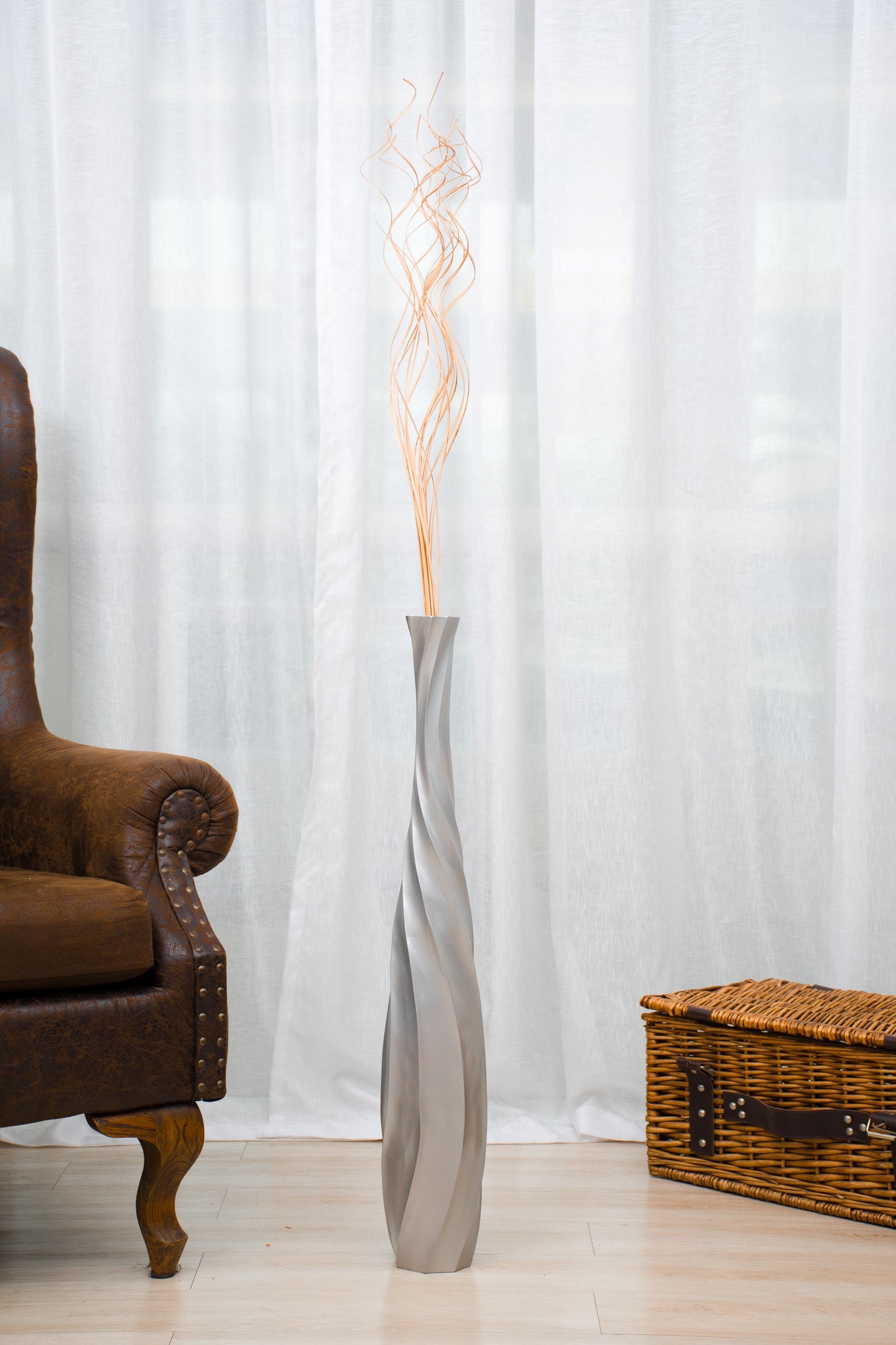 Large Mango Wood Floor Vase – Handcrafted Decorative Highlight from Thailand, silver, 26 inches