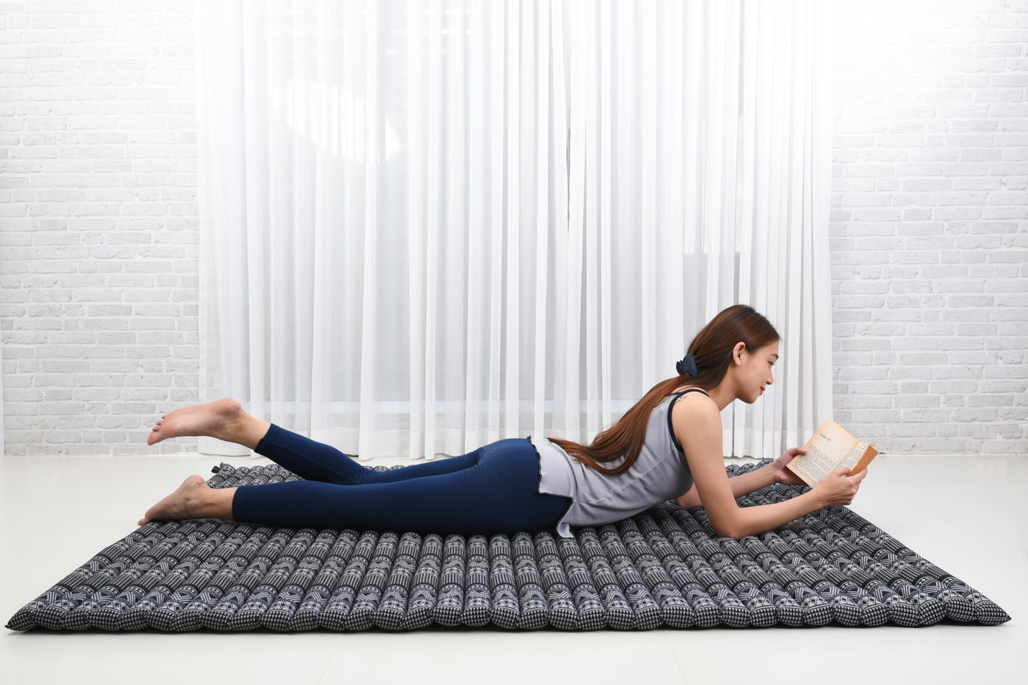 Kapok Roll-Up Mattress – Foldable Sleeping & Relax Mat with Cotton Cover for Home & Outdoor Use, Cbt3 - Black, XL: 75x57