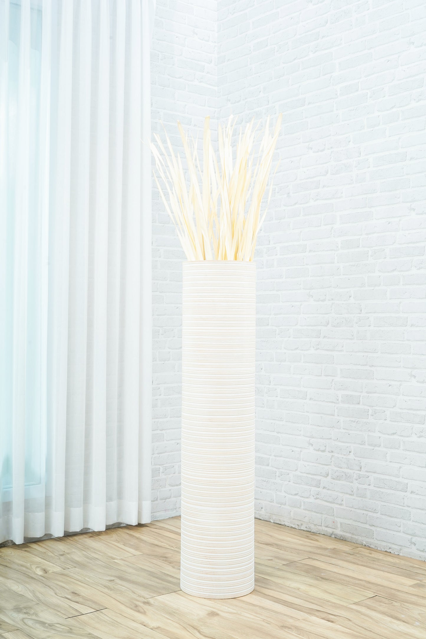 Large Mango Wood Floor Vase – Handcrafted Decorative Highlight from Thailand, white wash, 41 inches