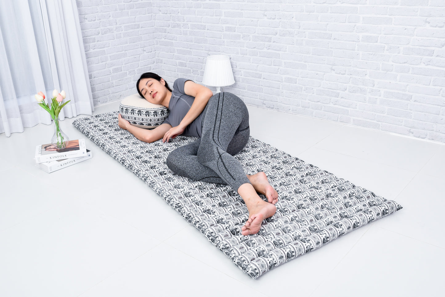 Kapok Roll-Up Mattress – Foldable Sleeping & Relax Mat with Cotton Cover for Home & Outdoor Use, El2 - Black, M: 75x28