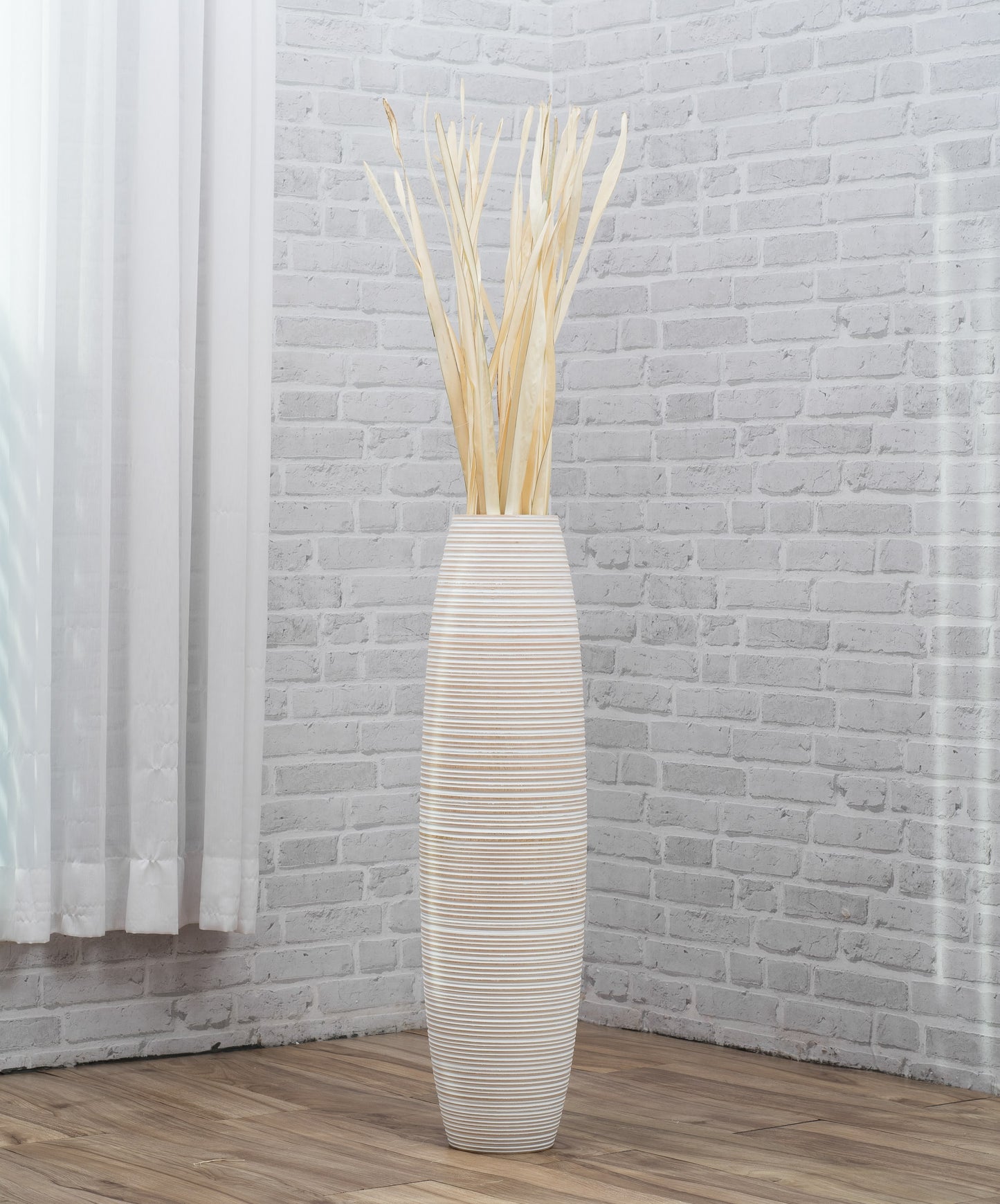 Large Mango Wood Floor Vase – Handcrafted Decorative Highlight from Thailand, white wash, 26 inches