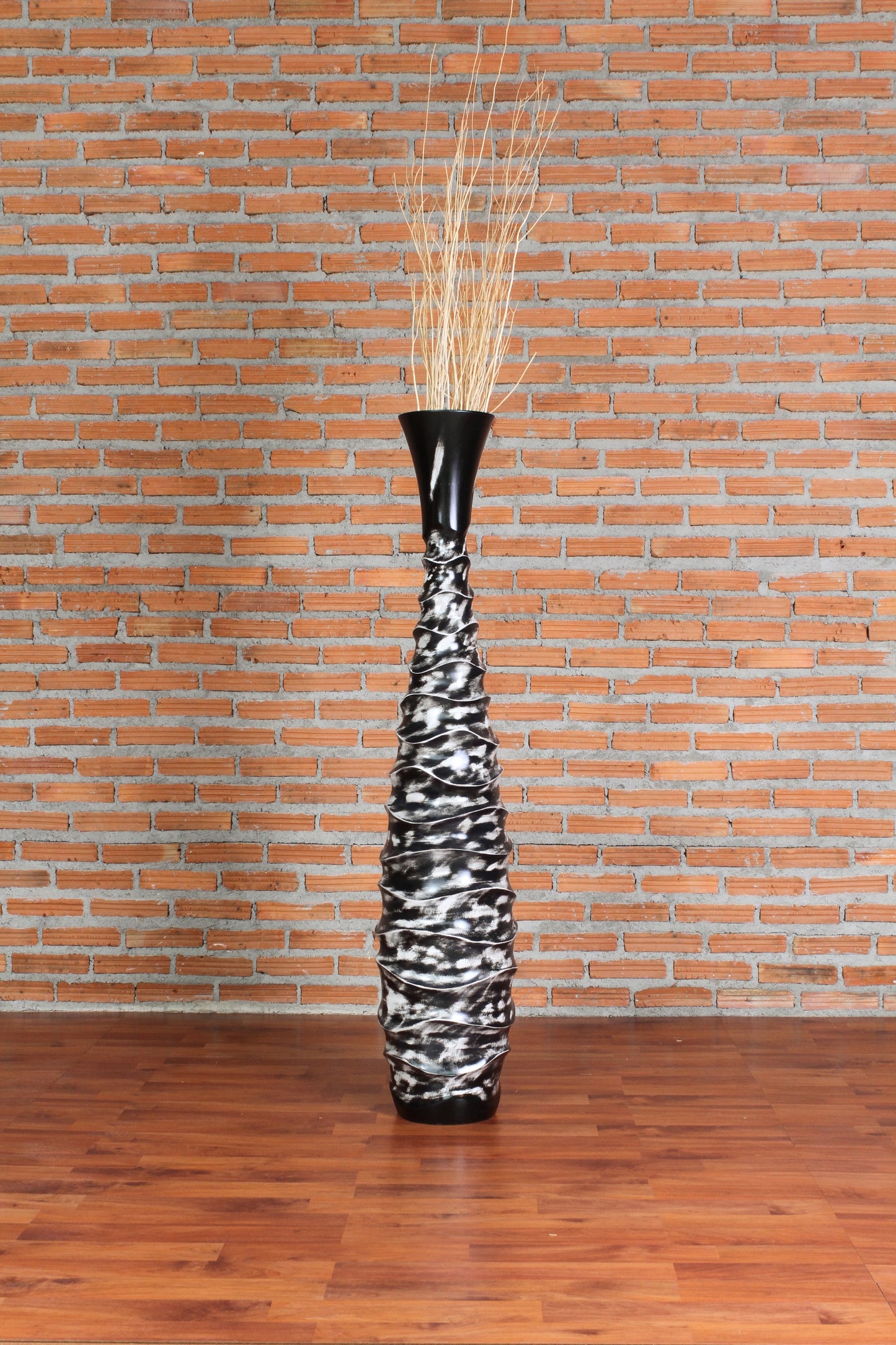 Large Mango Wood Floor Vase – Handcrafted Decorative Highlight from Thailand, black, white, 41 inches