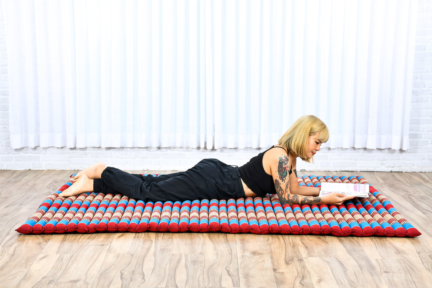 Kapok Roll-Up Mattress – Foldable Sleeping & Relax Mat with Cotton Cover for Home & Outdoor Use, Sf27 - Blue, Red, XL: 75x57
