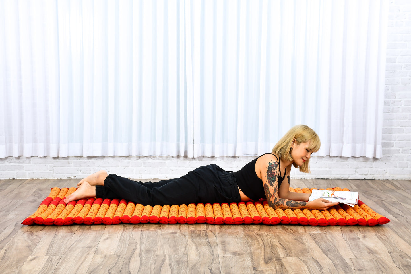 Kapok Roll-Up Mattress – Foldable Sleeping & Relax Mat with Cotton Cover for Home & Outdoor Use, Sf02 - Orange, L: 75x39