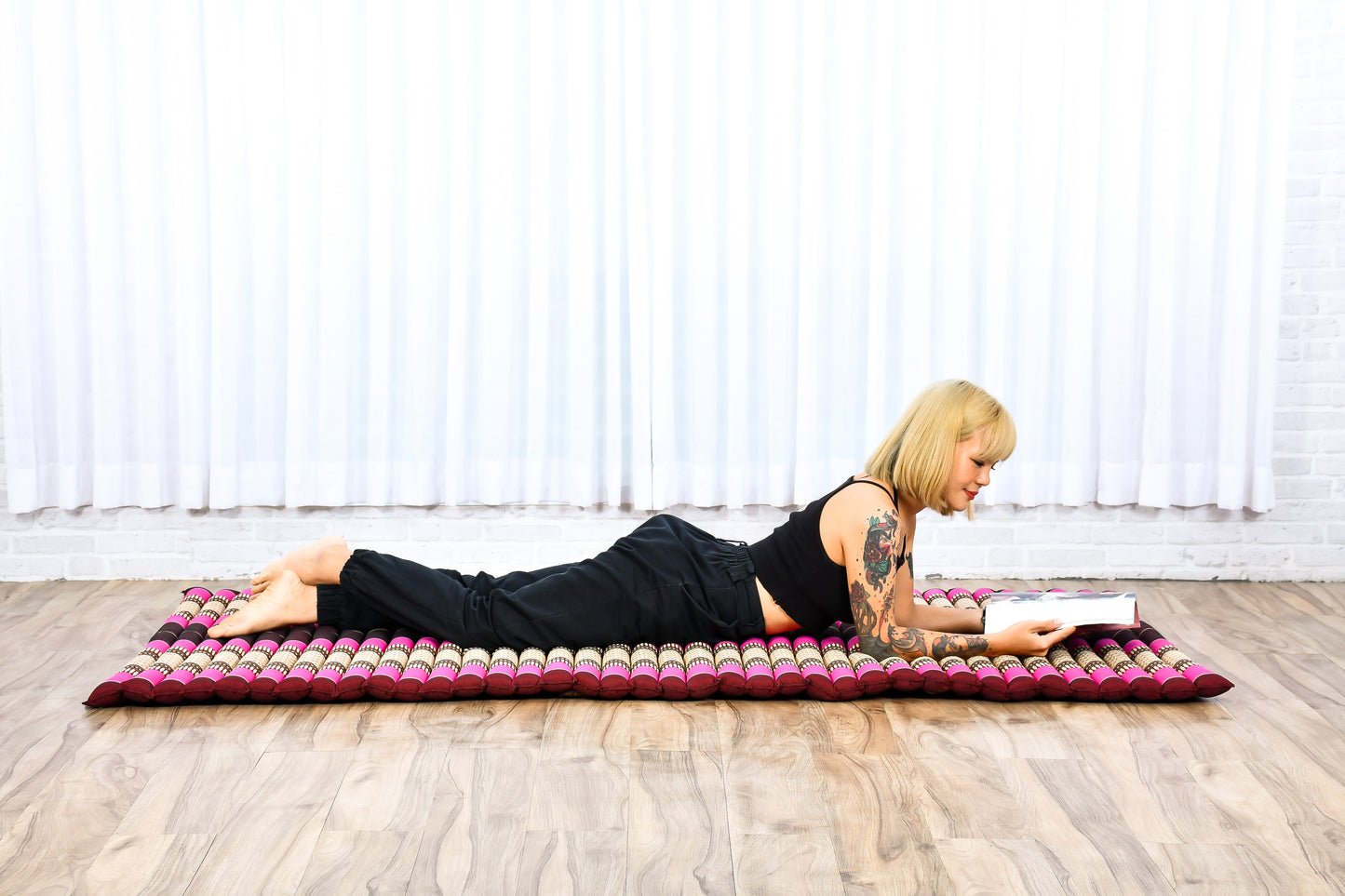 Kapok Roll-Up Mattress – Foldable Sleeping & Relax Mat with Cotton Cover for Home & Outdoor Use, Sf29 - Auburn, Pink, L: 75x39