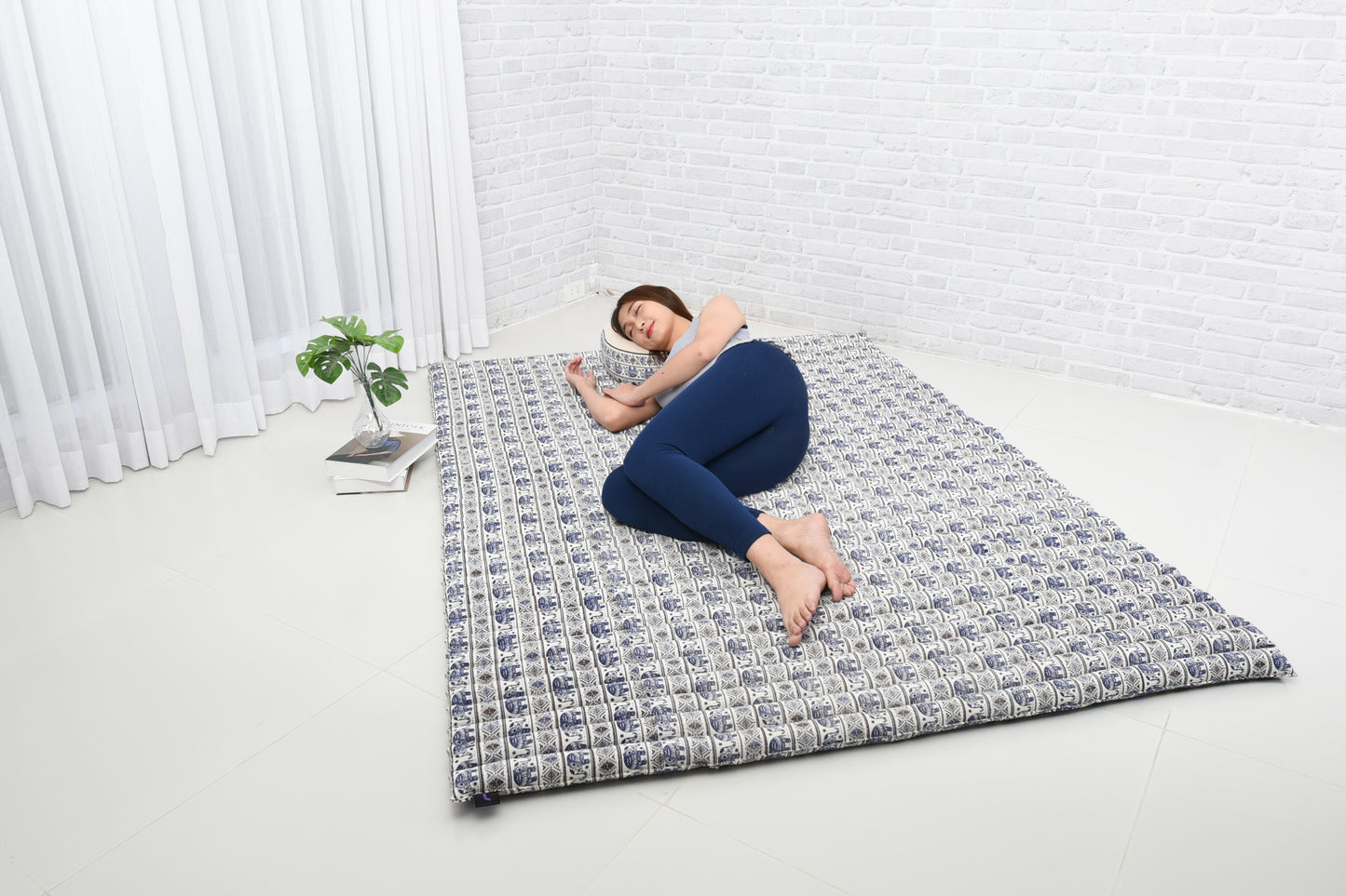 Kapok Roll-Up Mattress – Foldable Sleeping & Relax Mat with Cotton Cover for Home & Outdoor Use, El1 - Blue, XL: 75x57