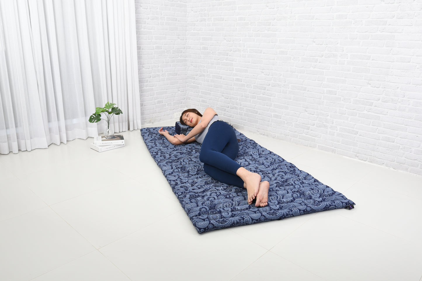 Kapok Roll-Up Mattress – Foldable Sleeping & Relax Mat with Cotton Cover for Home & Outdoor Use, Cbt1 - Blue, L: 75x39