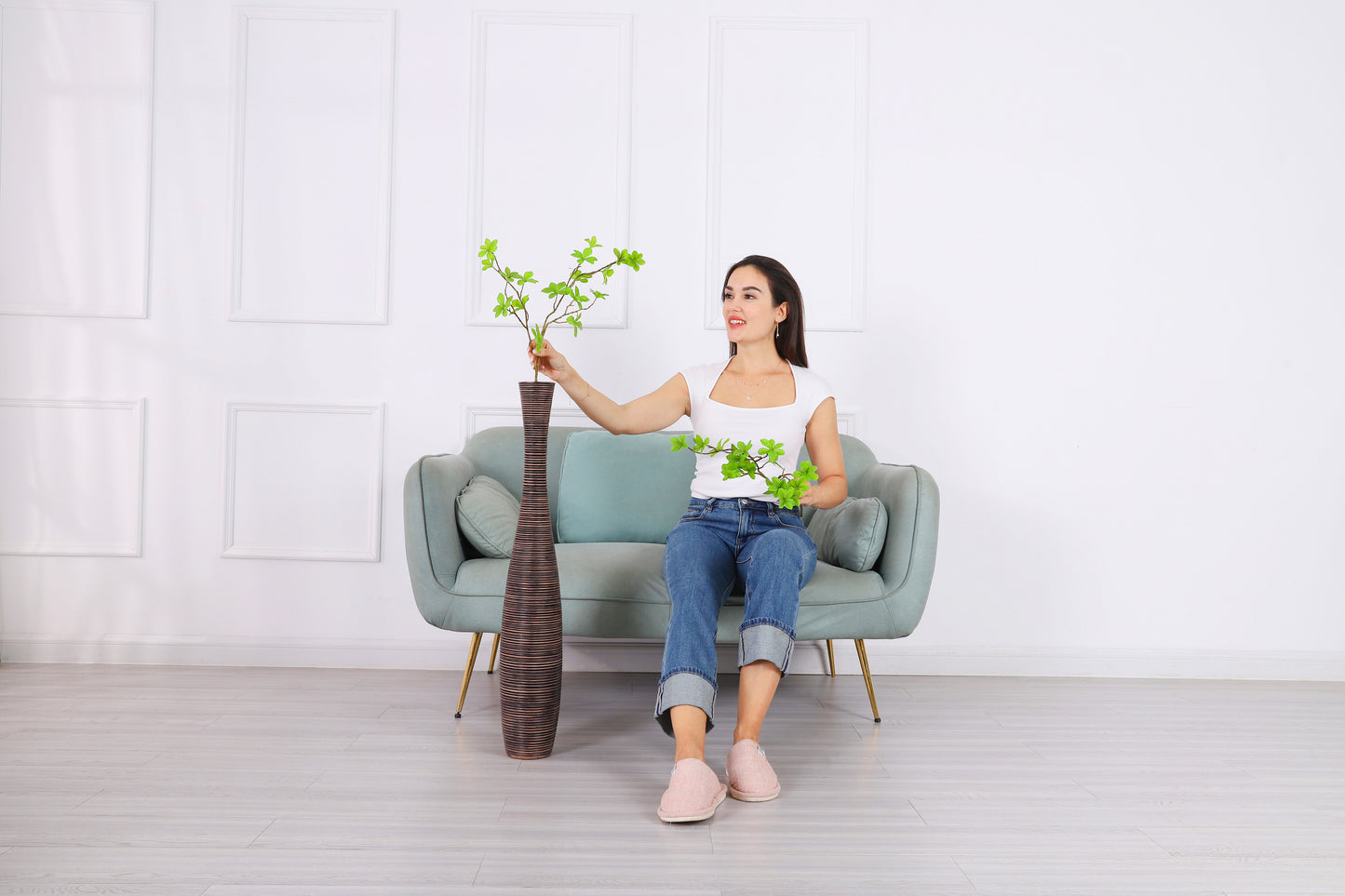 Large Resin Floor Vase – Stylish Waterproof Vase for Fresh & Dried Flowers, brown, 34 inches