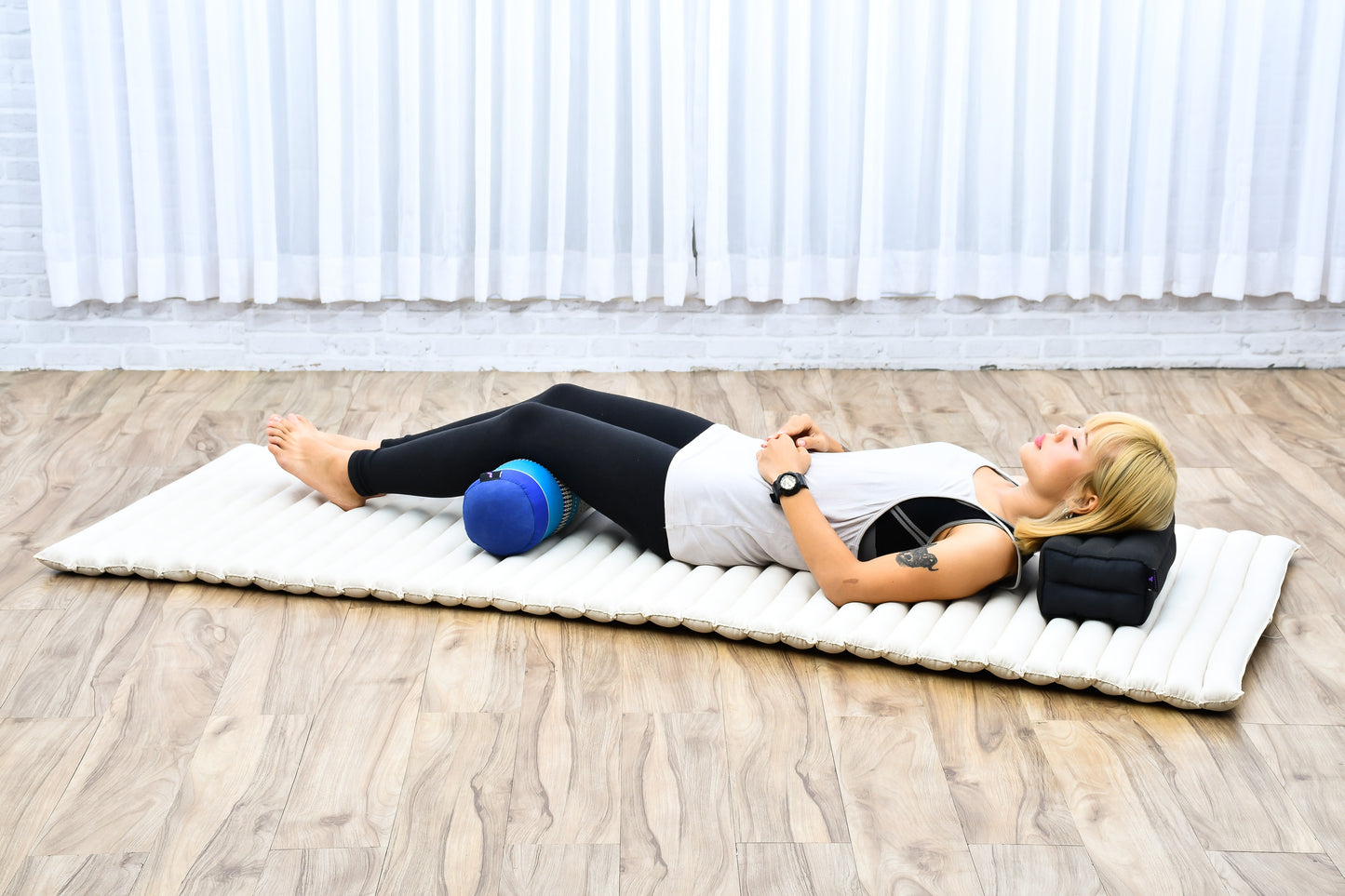 Yoga Roll Cushion – Compact Kapok Bolster & Meditation Pillow with Cotton Cover, Sf28 - Blue