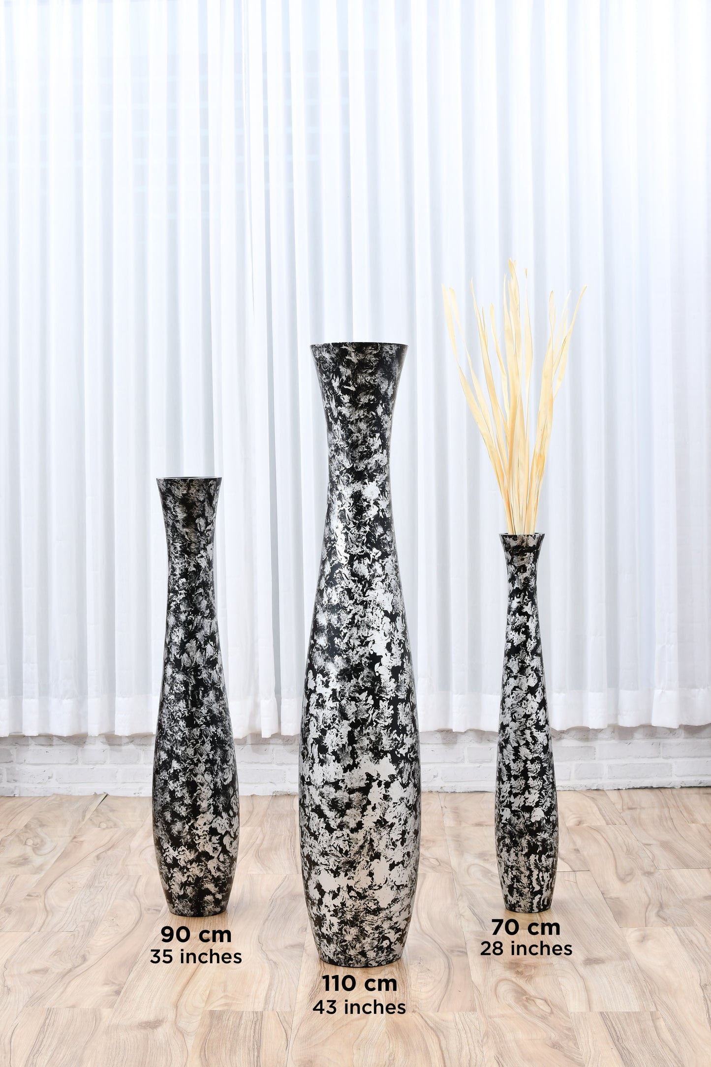 Large Mango Wood Floor Vase – Handcrafted Decorative Highlight from Thailand, silver, black, 34 inches