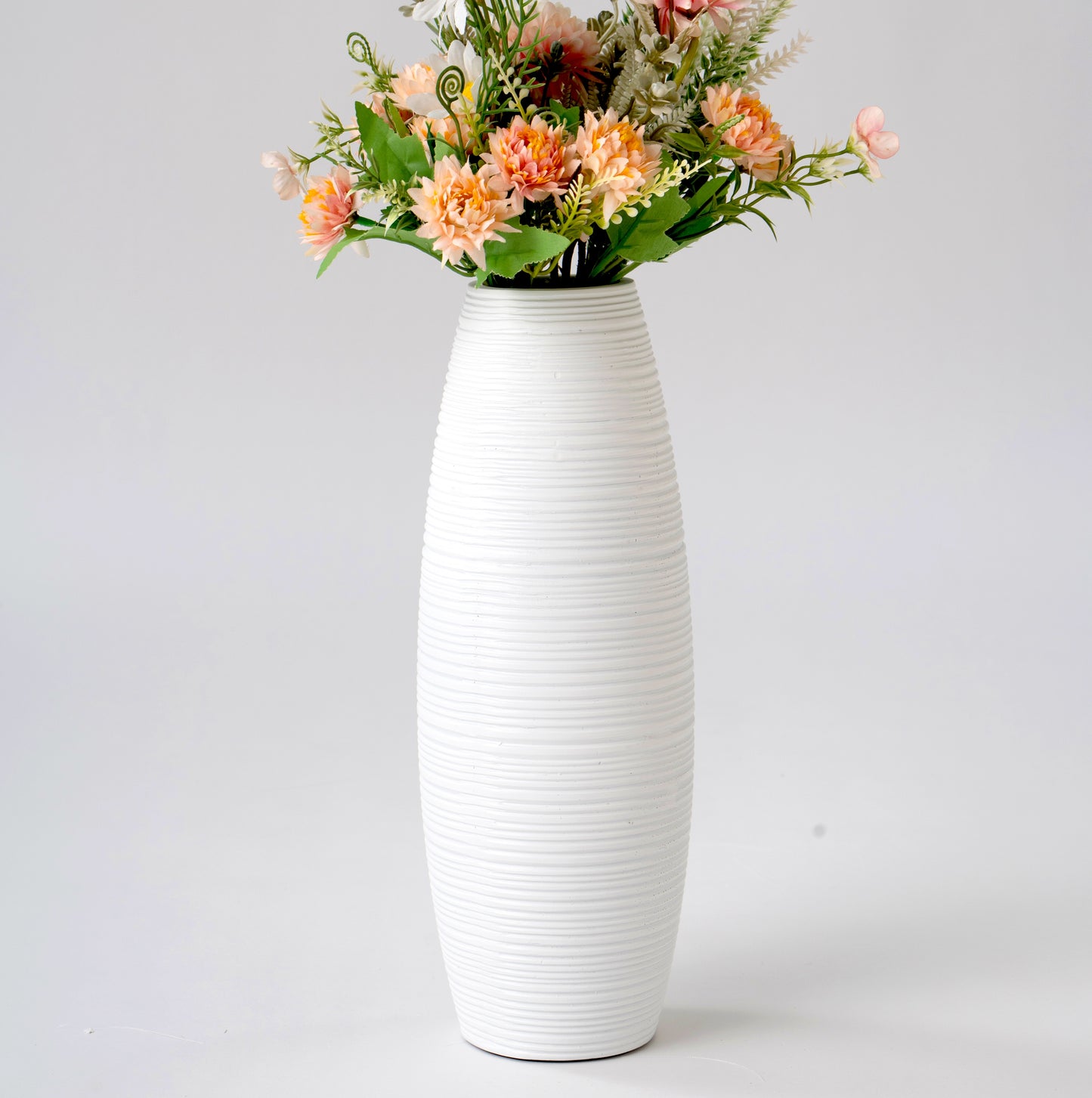 Compact Resin Vase – Stylish Waterproof Decorative Vase for Floor, Table or Shelf, white, 13 inches