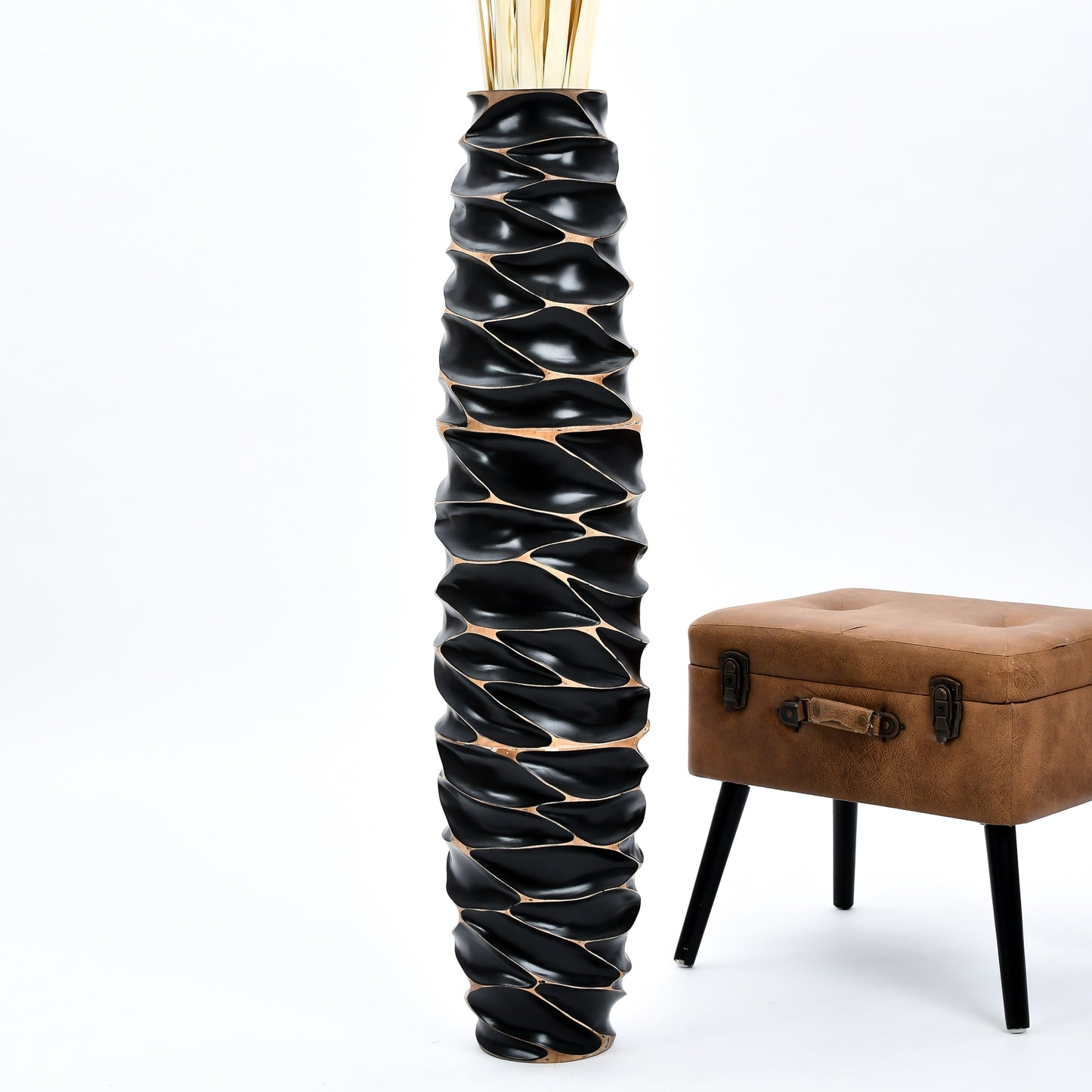 Large Mango Wood Floor Vase – Handcrafted Decorative Highlight from Thailand, black, 41 inches