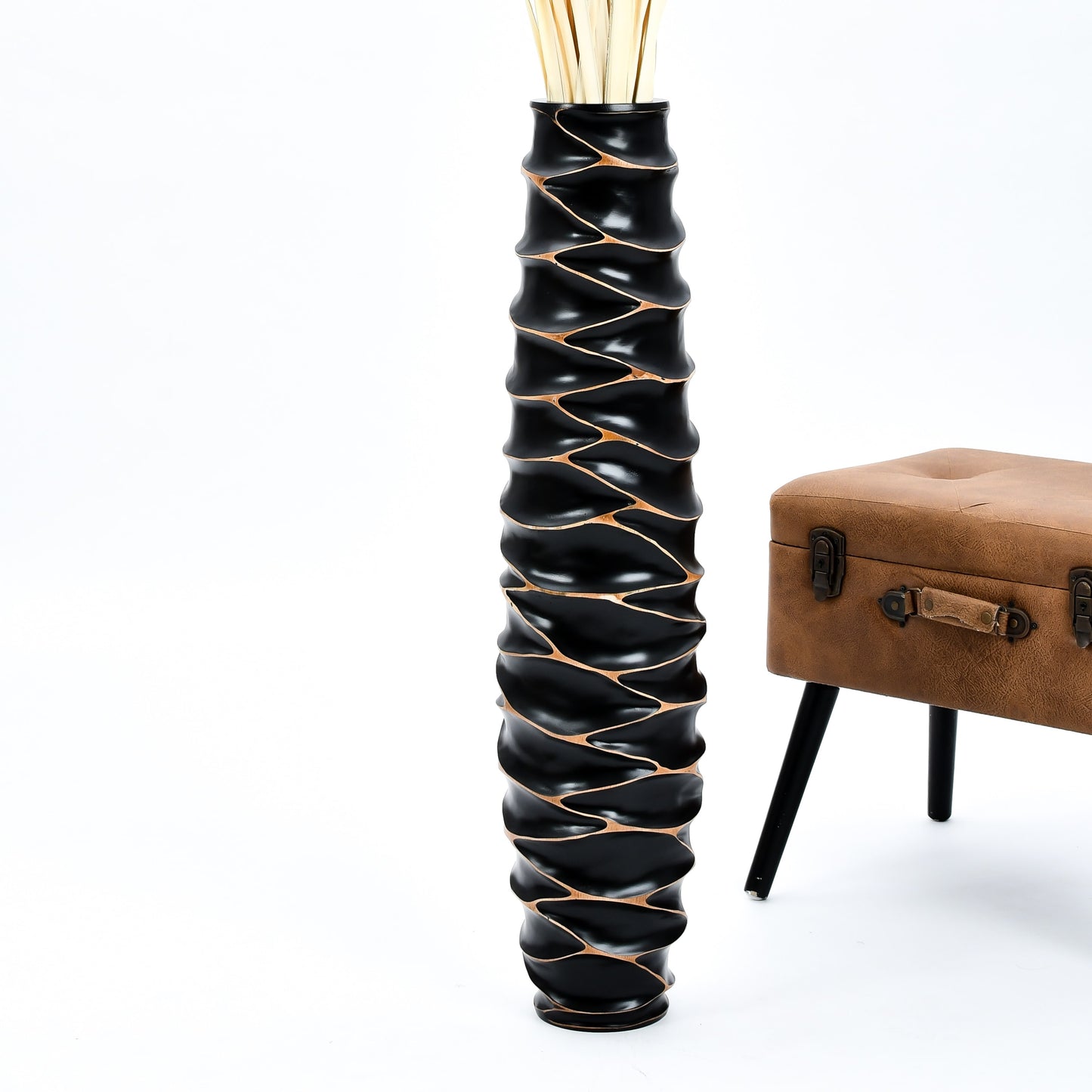 Large Mango Wood Floor Vase – Handcrafted Decorative Highlight from Thailand, black, 34 inches