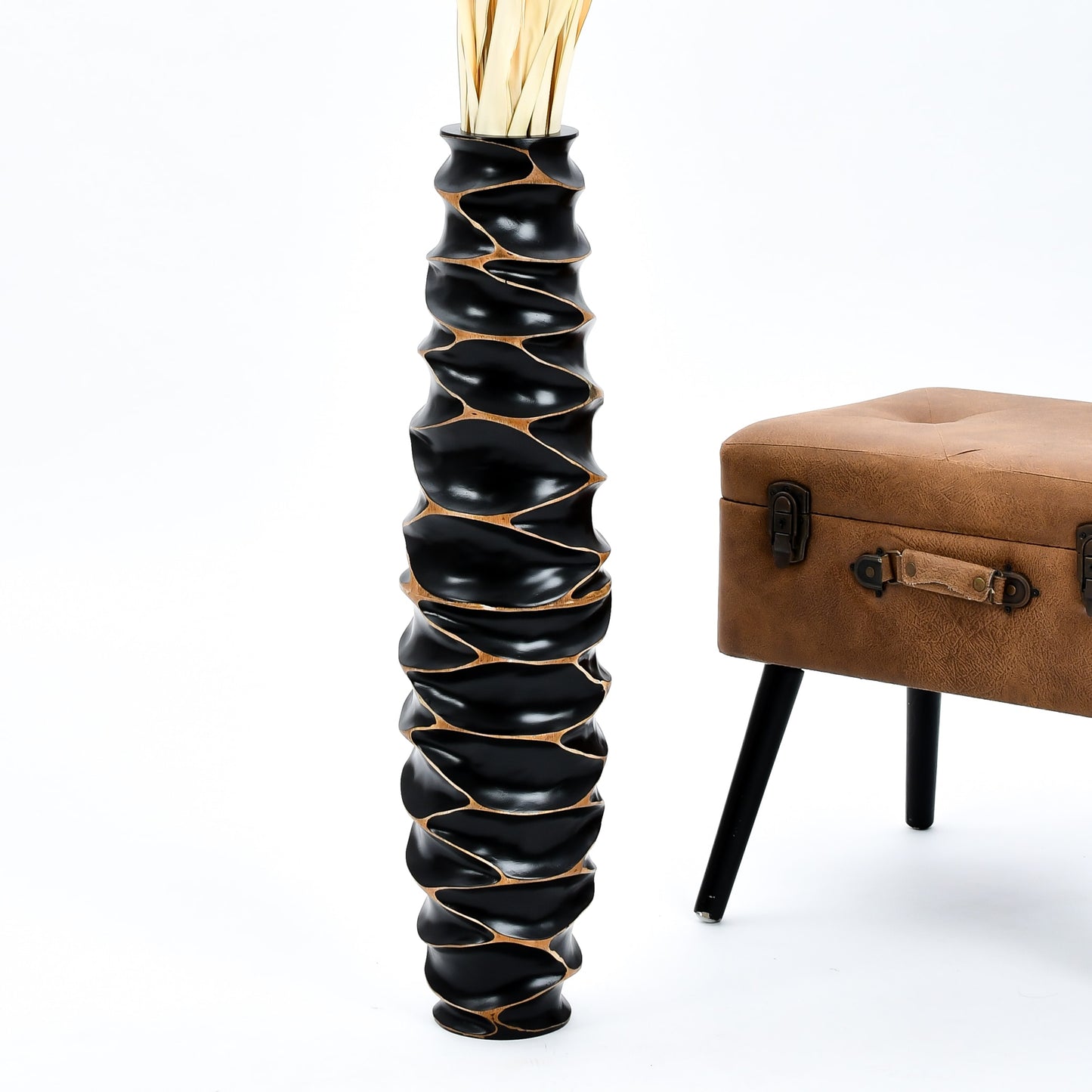 Large Mango Wood Floor Vase – Handcrafted Decorative Highlight from Thailand, black, 26 inches