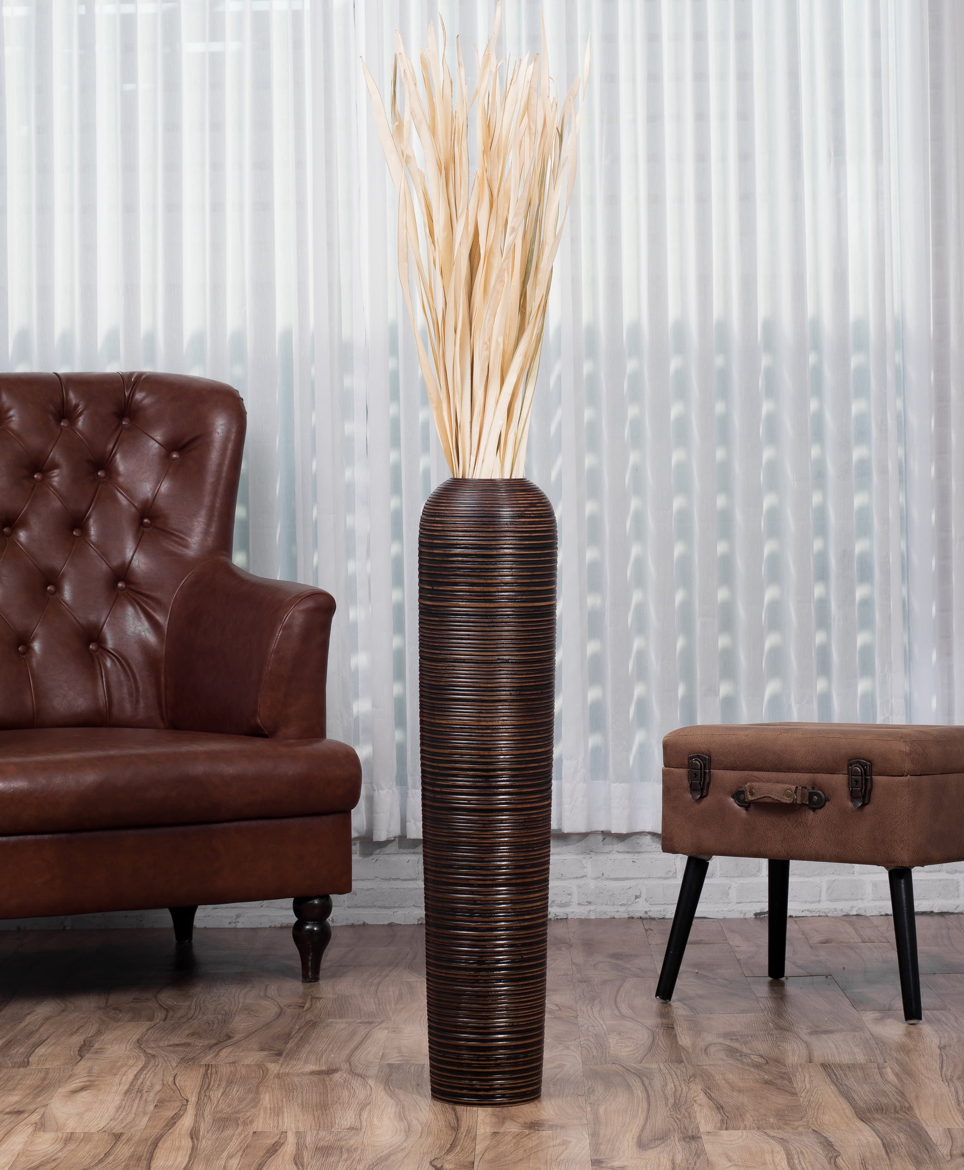 Large Mango Wood Floor Vase – Handcrafted Decorative Highlight from Thailand, brown, 34 inches