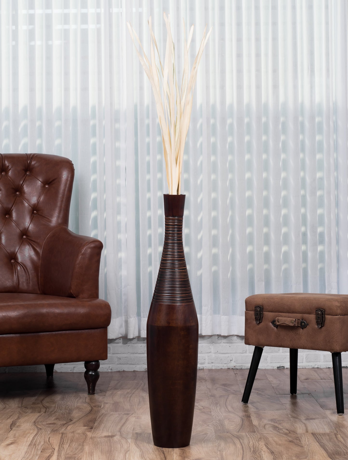 Large Mango Wood Floor Vase – Handcrafted Decorative Highlight from Thailand, brown, 34 inches