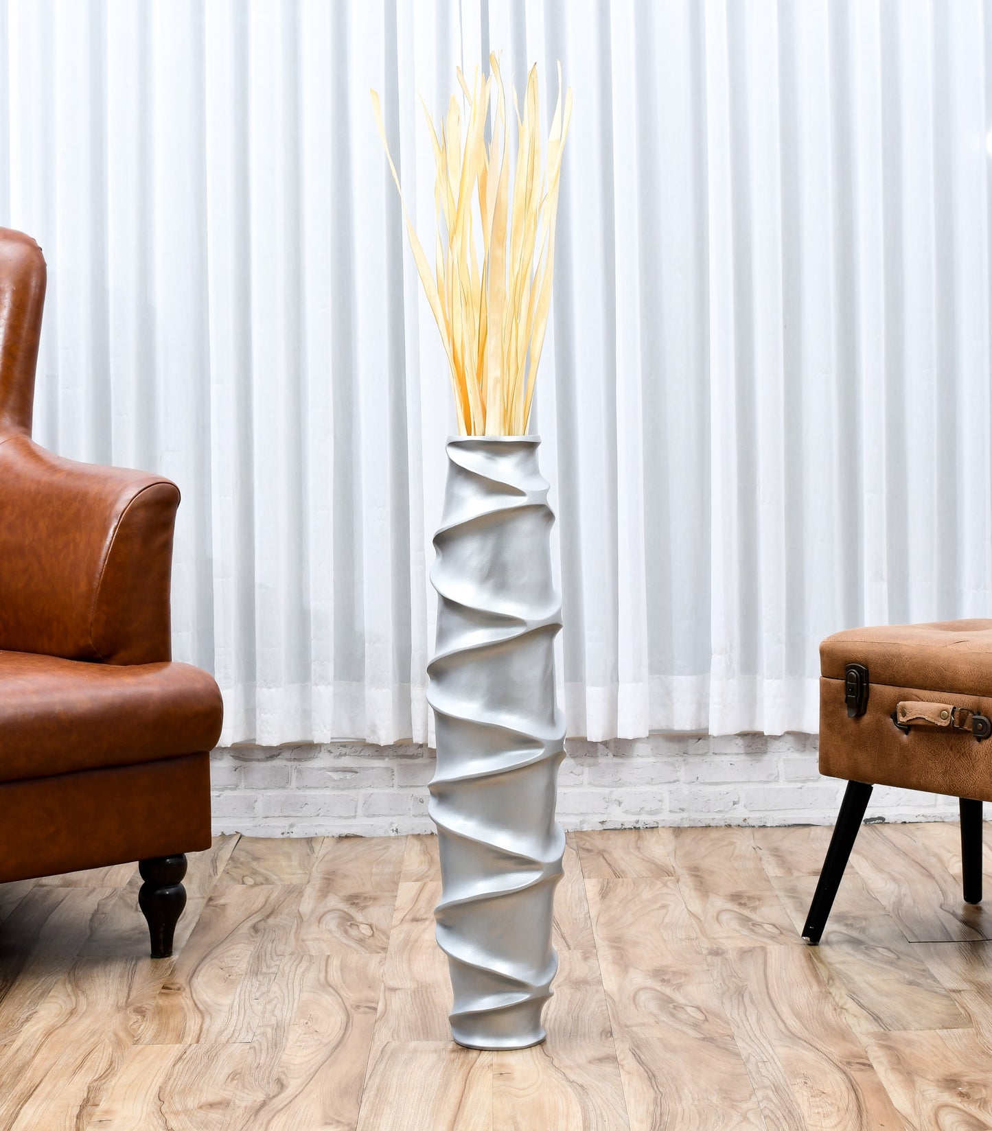 Large Mango Wood Floor Vase – Handcrafted Decorative Highlight from Thailand, silver, 26 inches