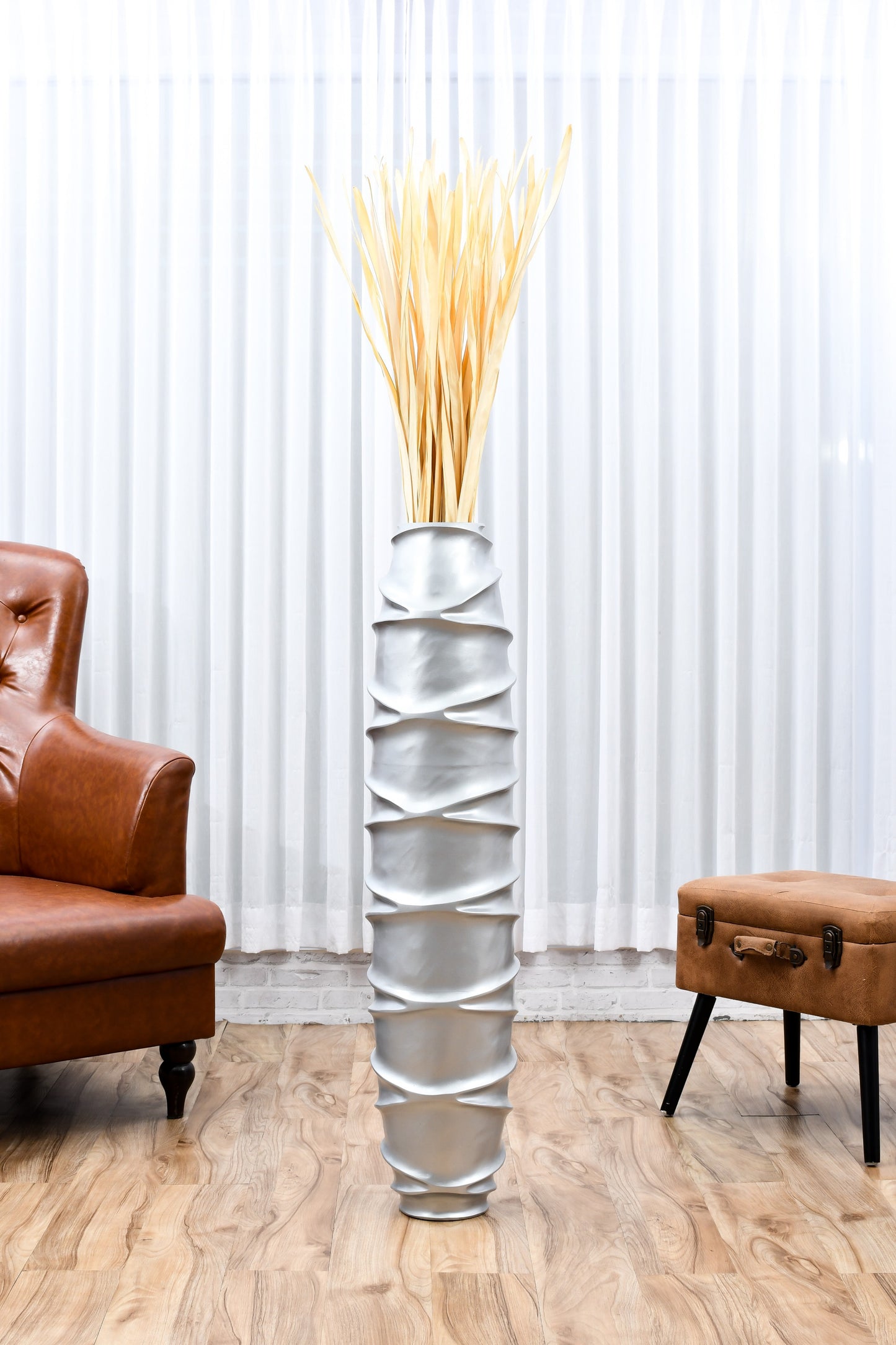 Large Mango Wood Floor Vase – Handcrafted Decorative Highlight from Thailand, silver, 41 inches
