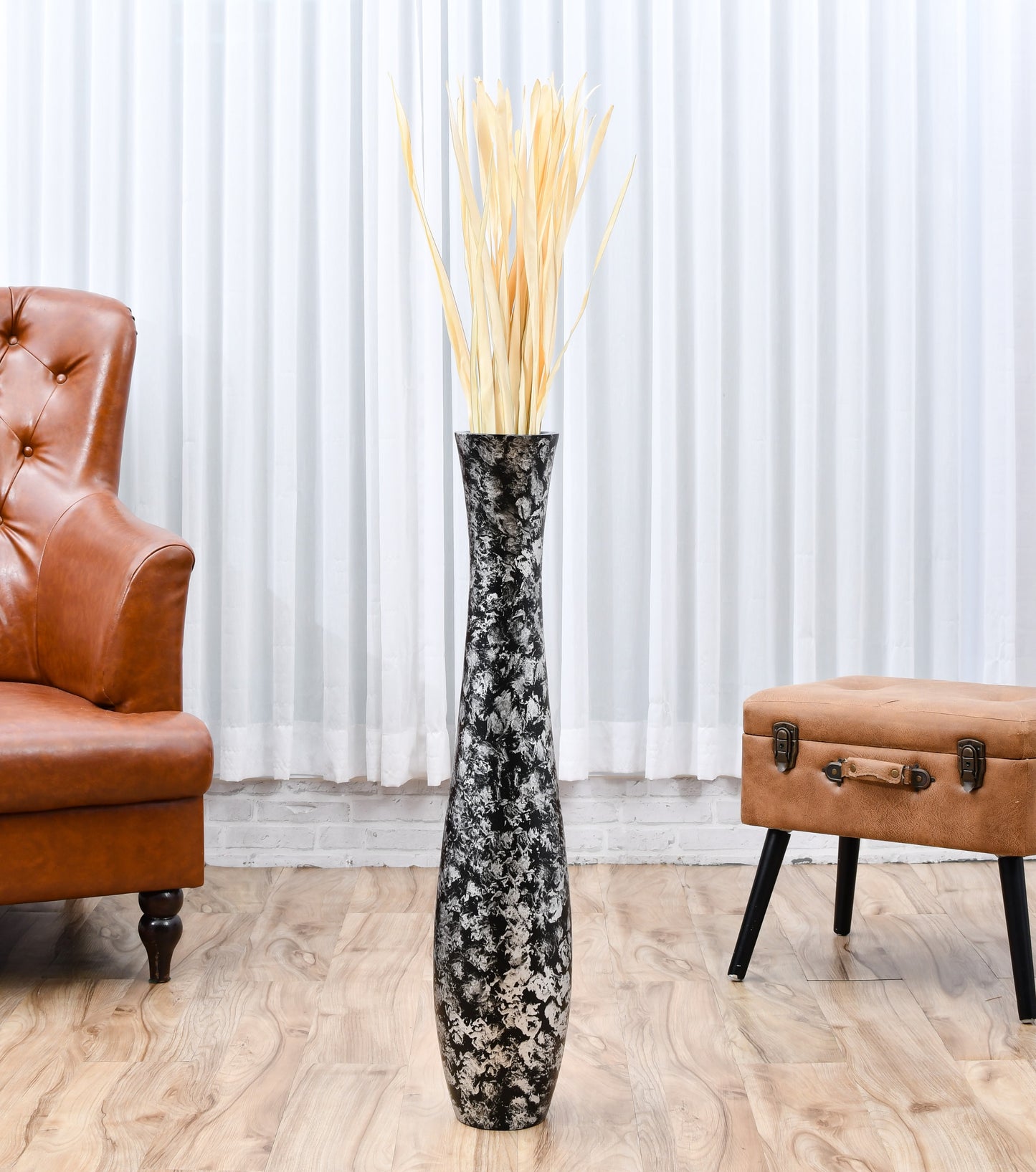 Large Mango Wood Floor Vase – Handcrafted Decorative Highlight from Thailand, silver, black, 34 inches