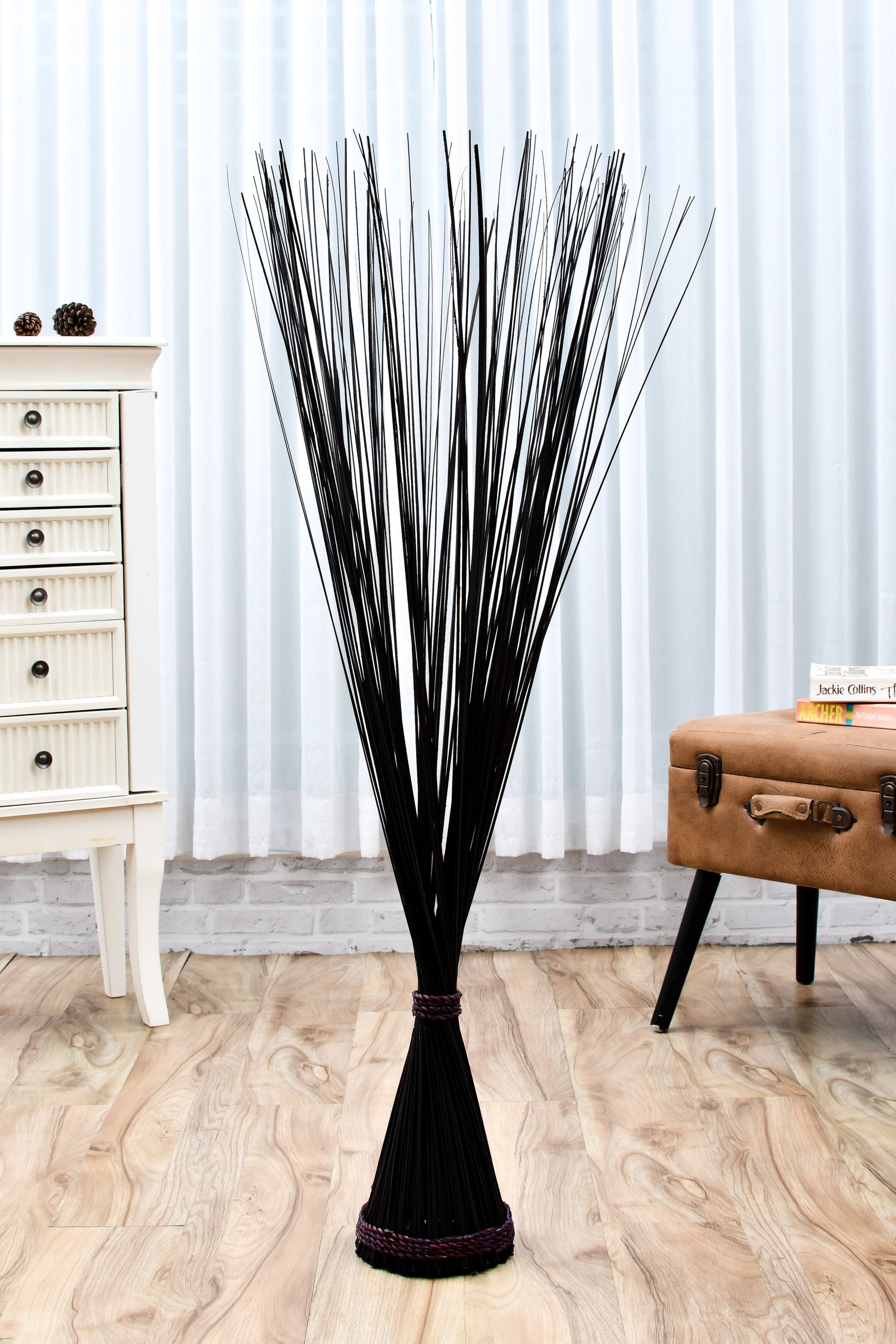 Freestanding Dried Grass Bundle – Natural Floor Decoration with Raffia Band, black brown, Dried Grass - 120 cm
