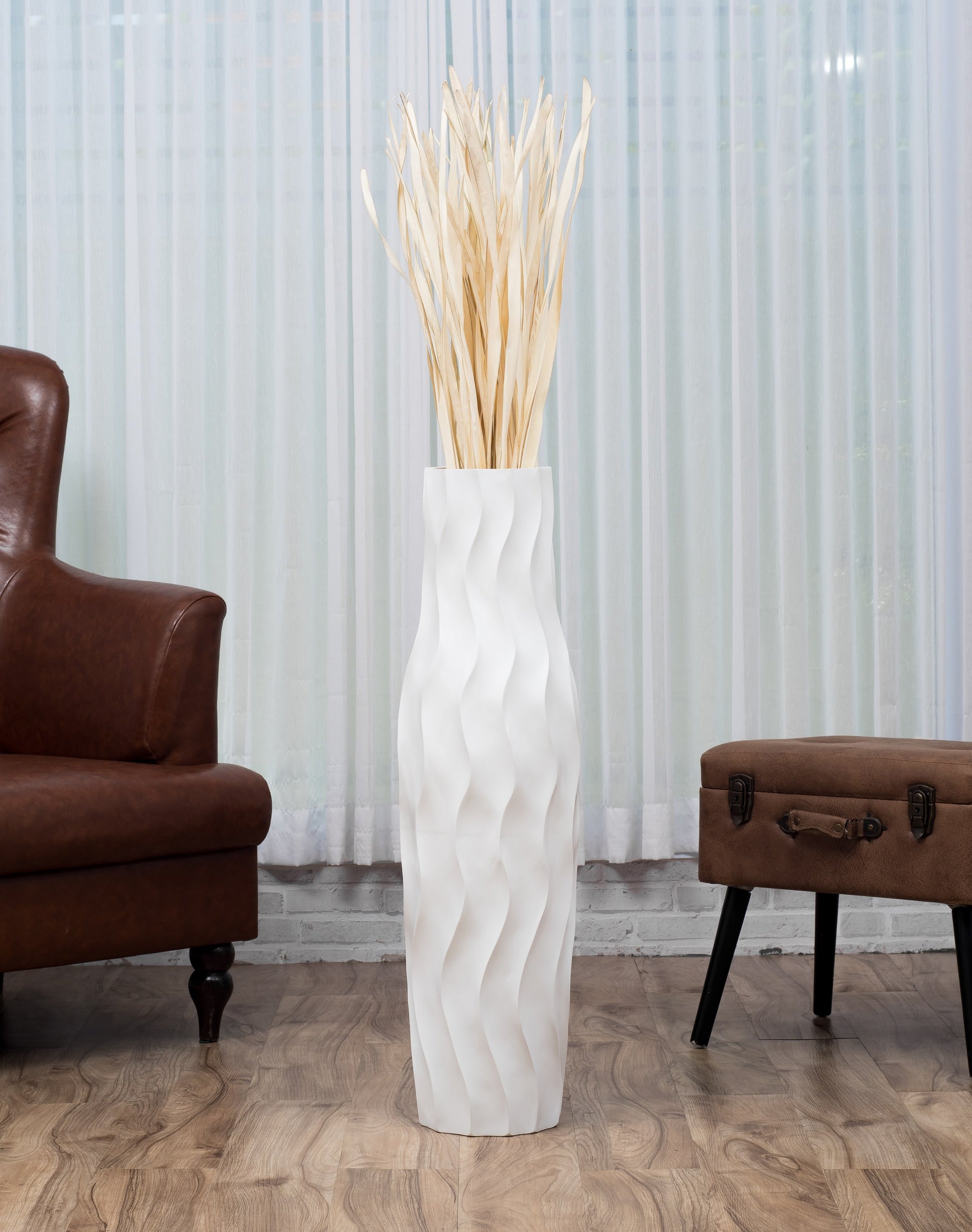Large Mango Wood Floor Vase – Handcrafted Decorative Highlight from Thailand, white, 34 inches