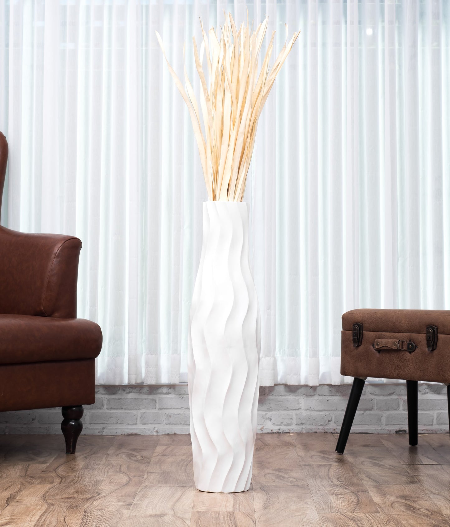 Large Mango Wood Floor Vase – Handcrafted Decorative Highlight from Thailand, white, 26 inches