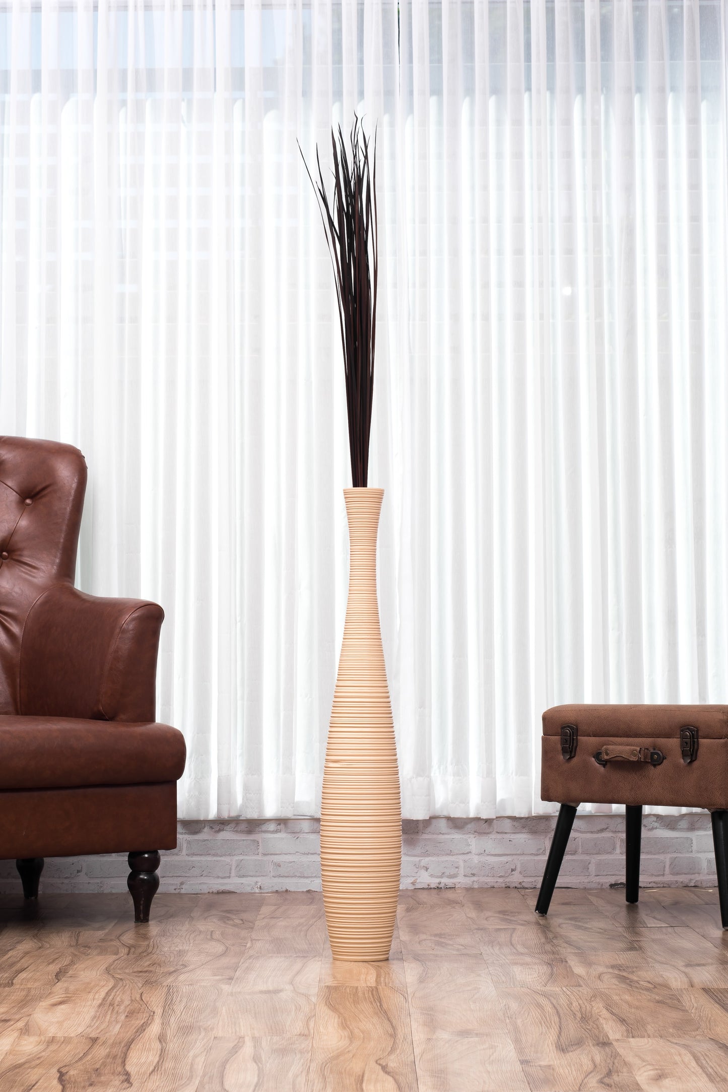 Large Mango Wood Floor Vase – Handcrafted Decorative Highlight from Thailand, cream, 34 inches