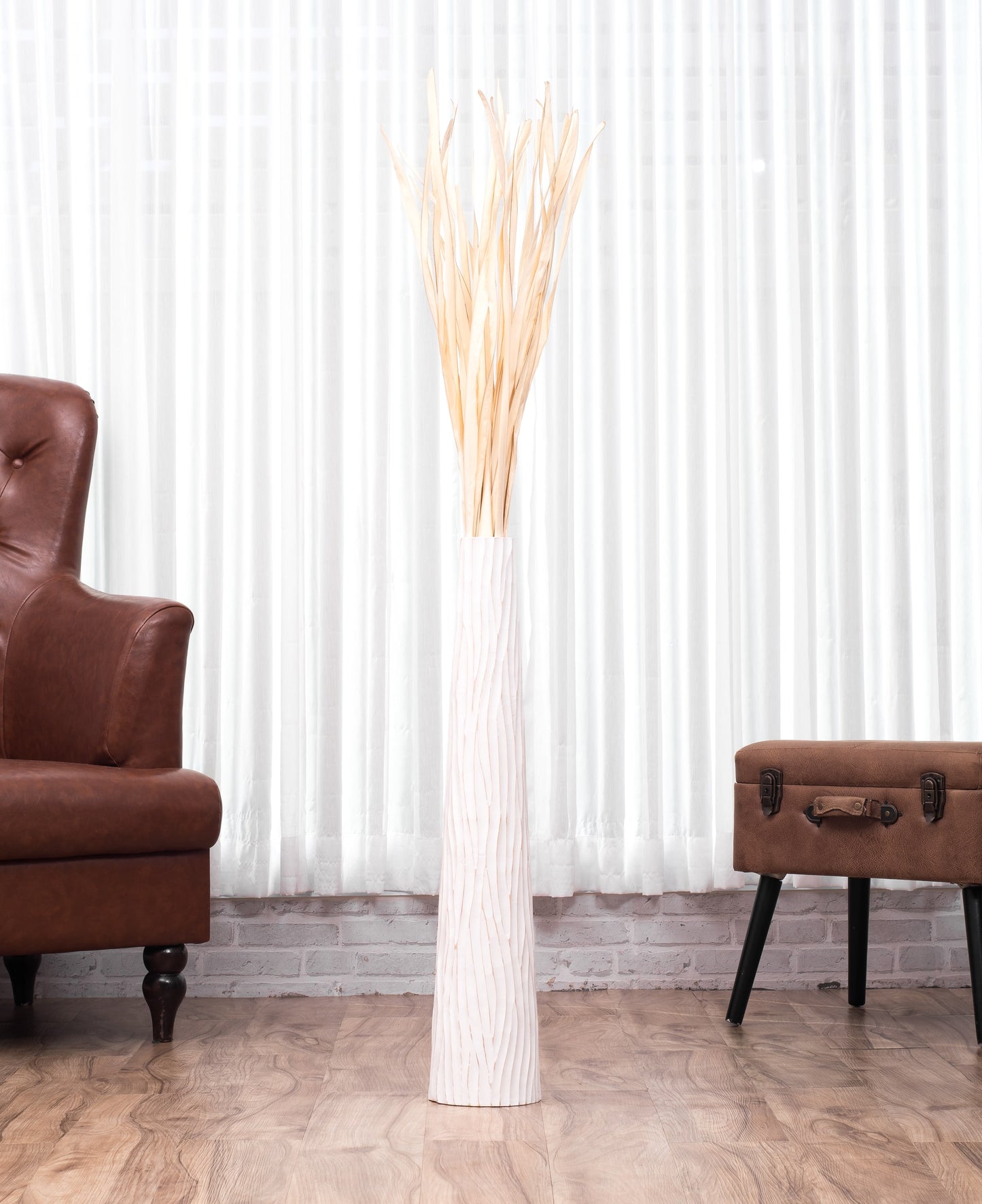 Large Mango Wood Floor Vase – Handcrafted Decorative Highlight from Thailand, white, 26 inches