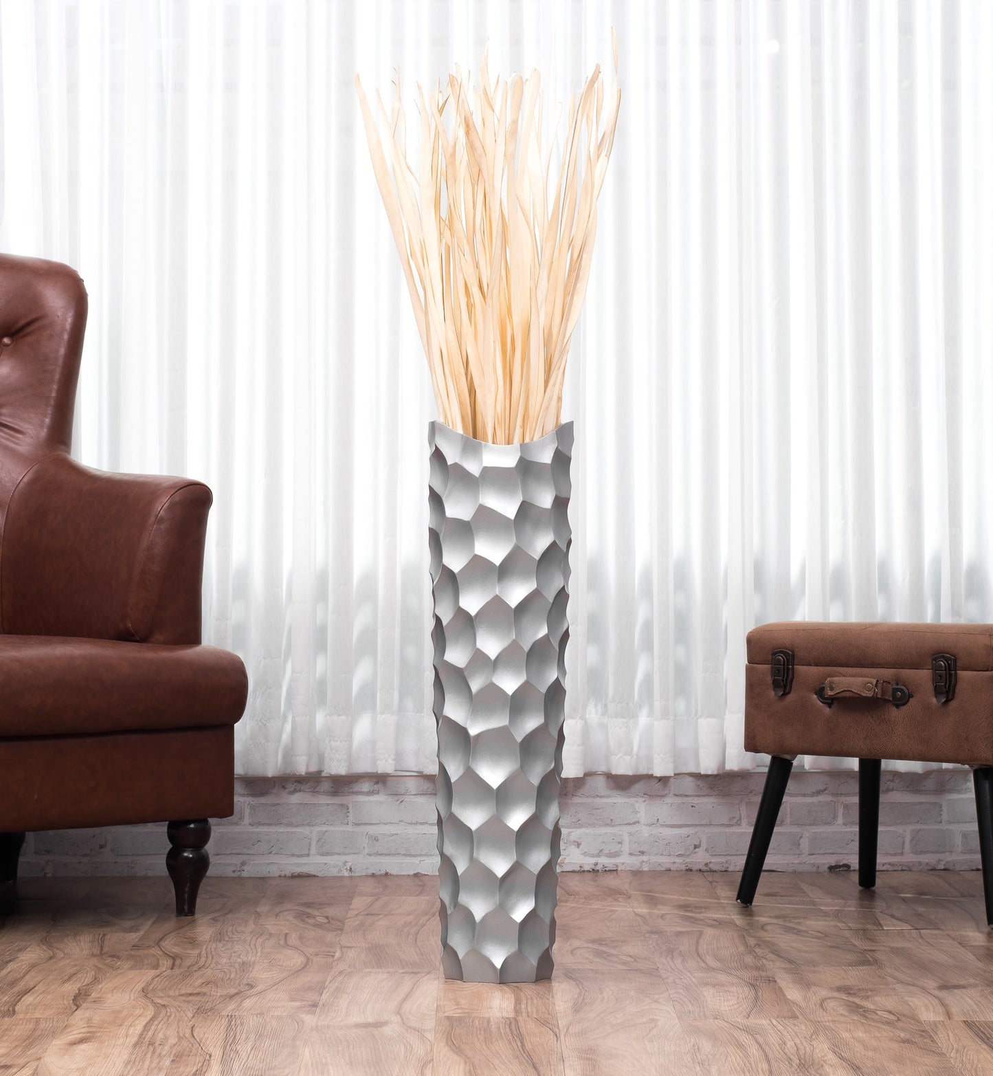 Large Mango Wood Floor Vase – Handcrafted Decorative Highlight from Thailand, silver, 26 inches