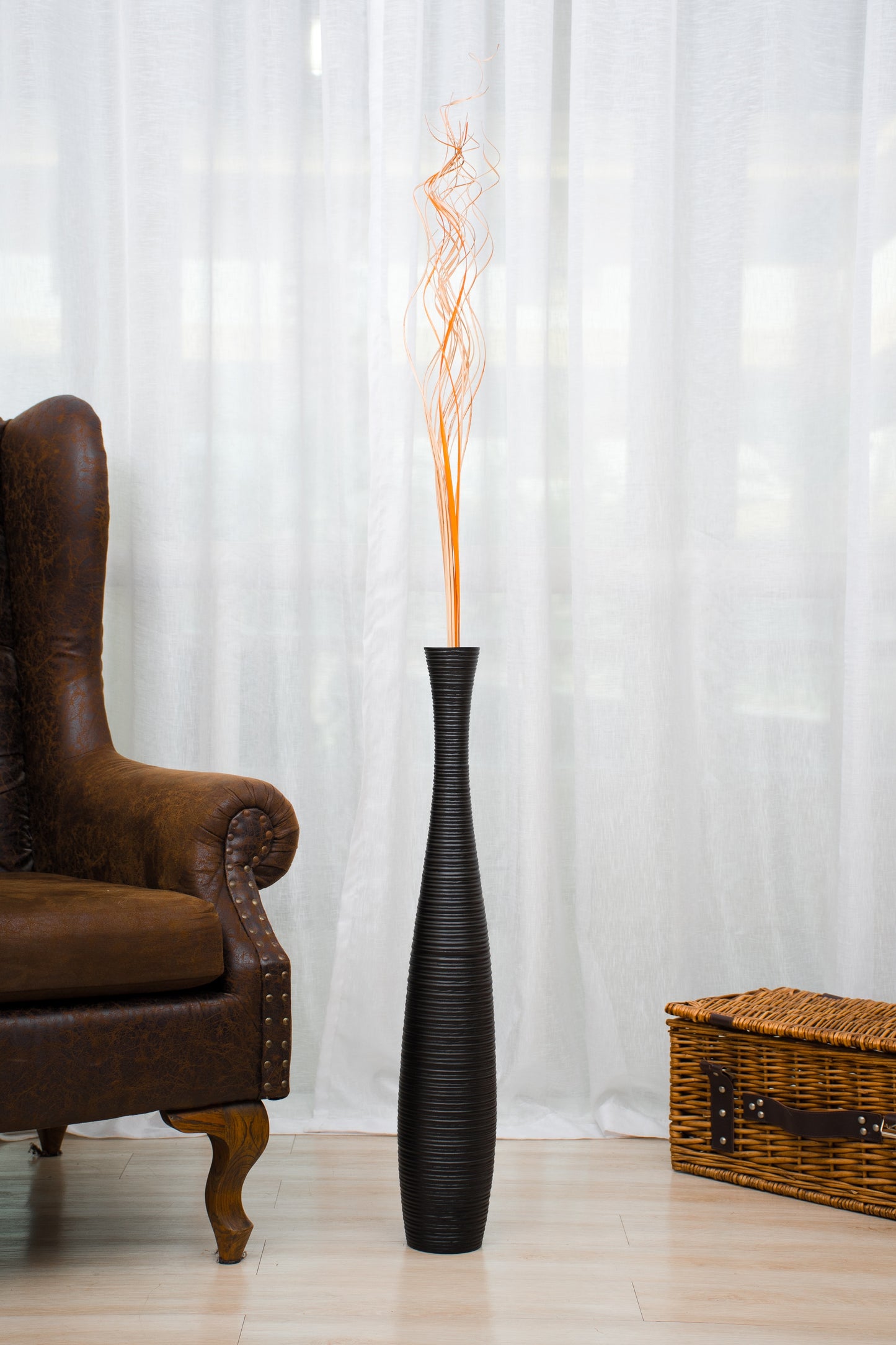 Large Mango Wood Floor Vase – Handcrafted Decorative Highlight from Thailand, black, 26 inches