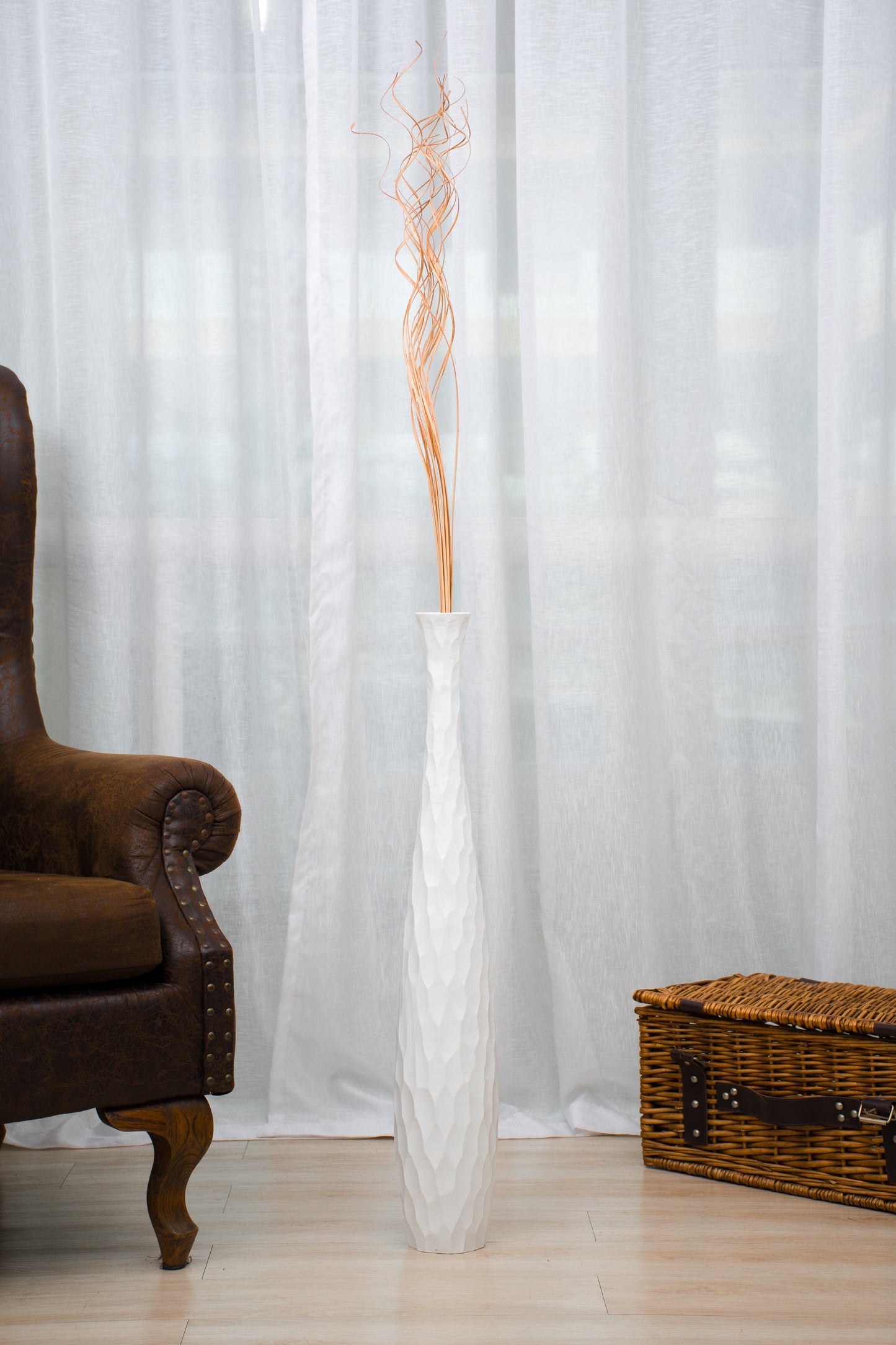 Large Mango Wood Floor Vase – Handcrafted Decorative Highlight from Thailand, white, 26 inches