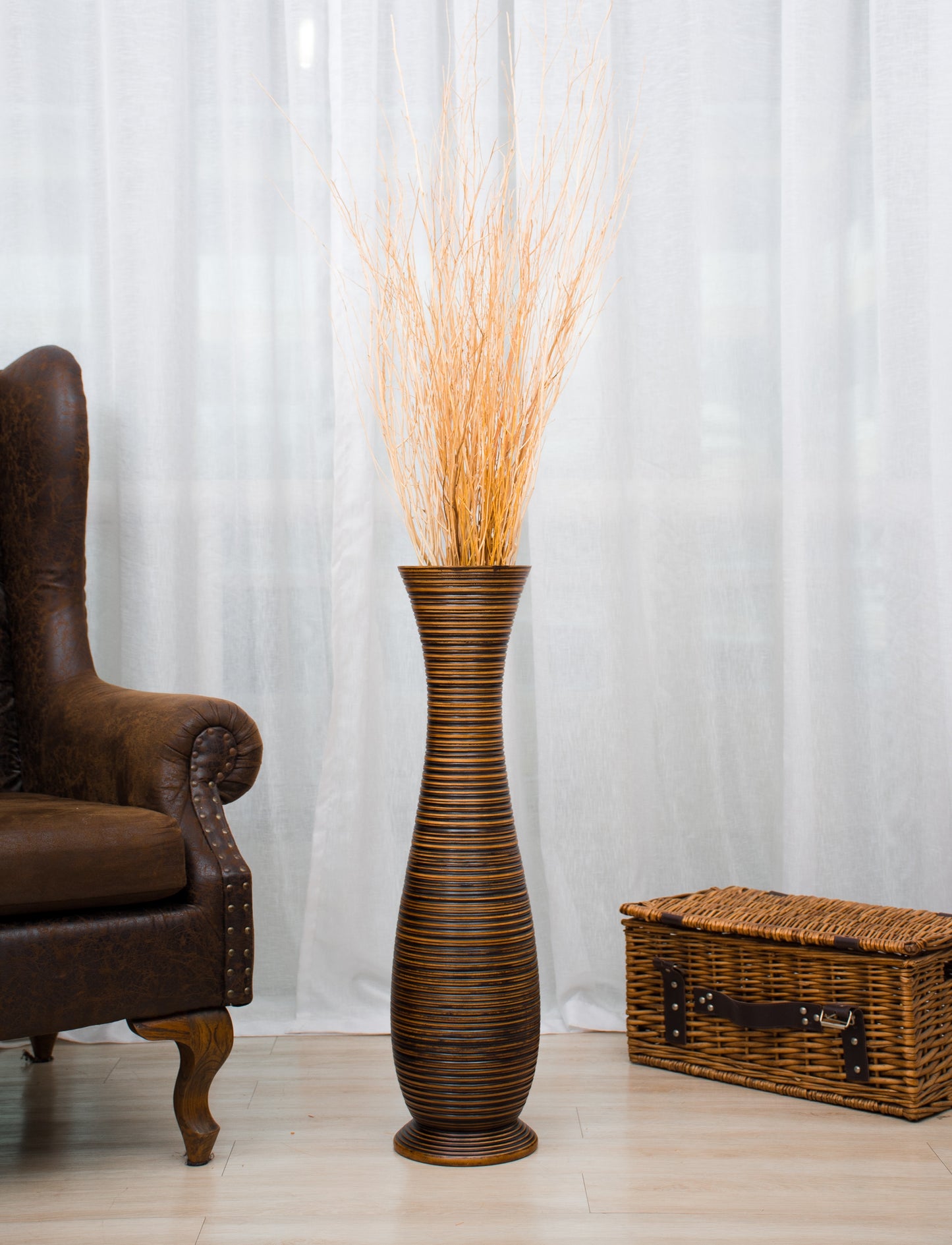 Large Mango Wood Floor Vase – Handcrafted Decorative Highlight from Thailand, brown, 26 inches