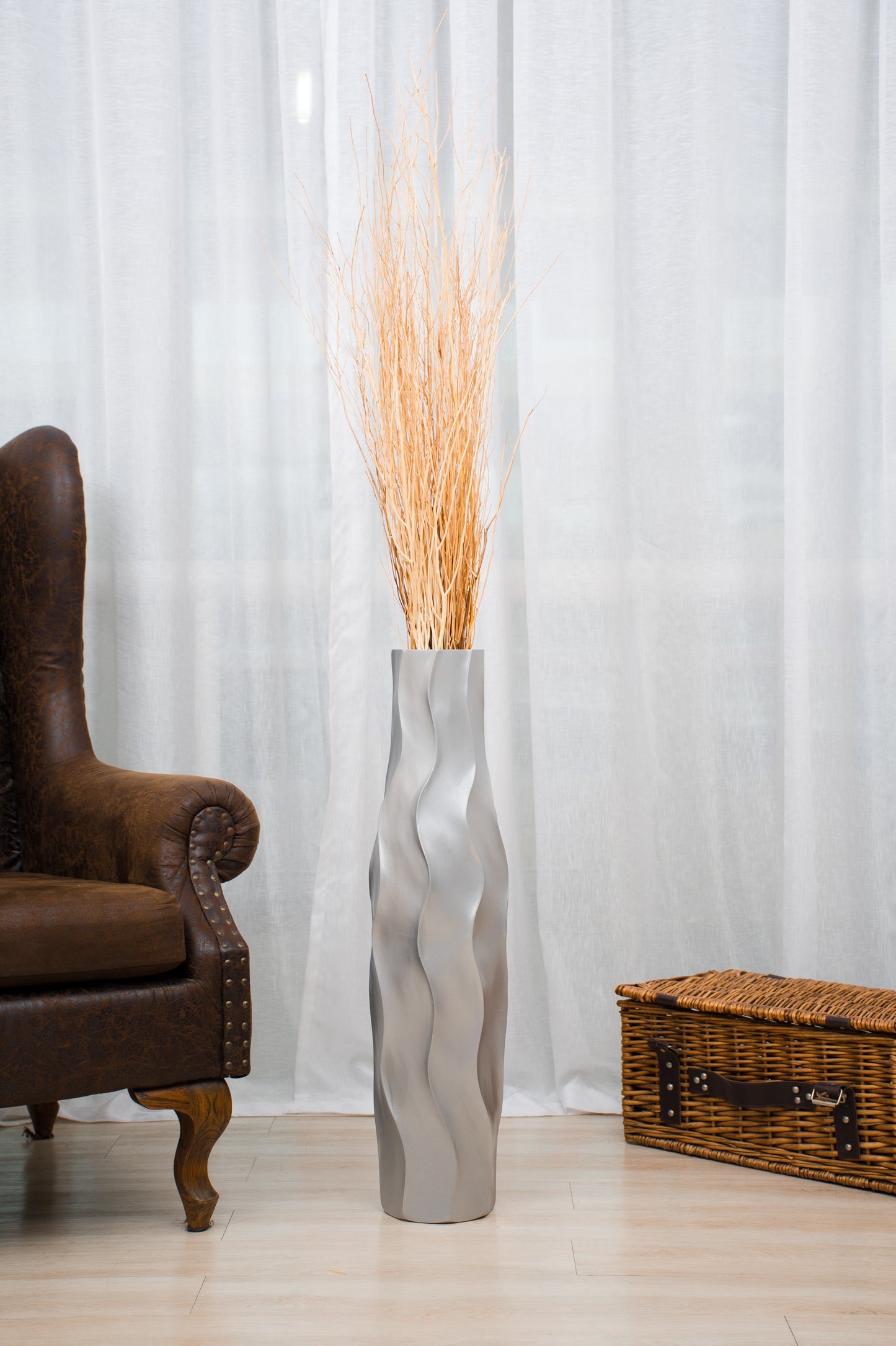 Compact Resin Vase – Stylish Waterproof Decorative Vase for Floor, Table or Shelf, silver, 26 inches
