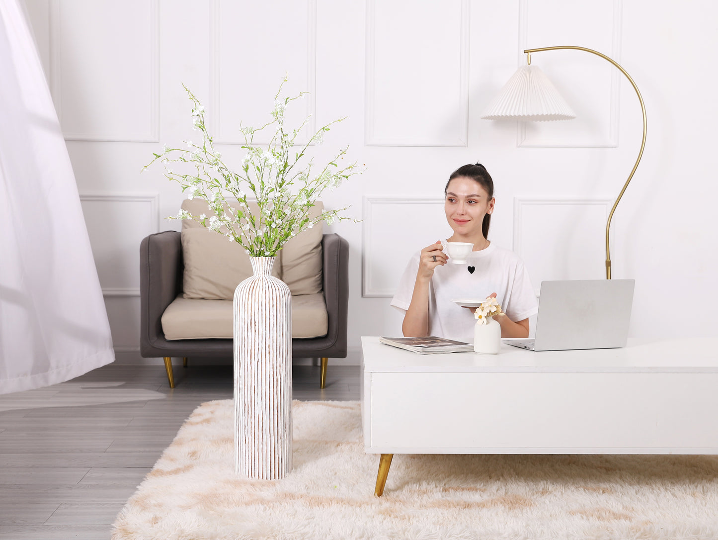 Large Resin Floor Vase – Stylish Waterproof Vase for Fresh & Dried Flowers, white wash, 26 inches