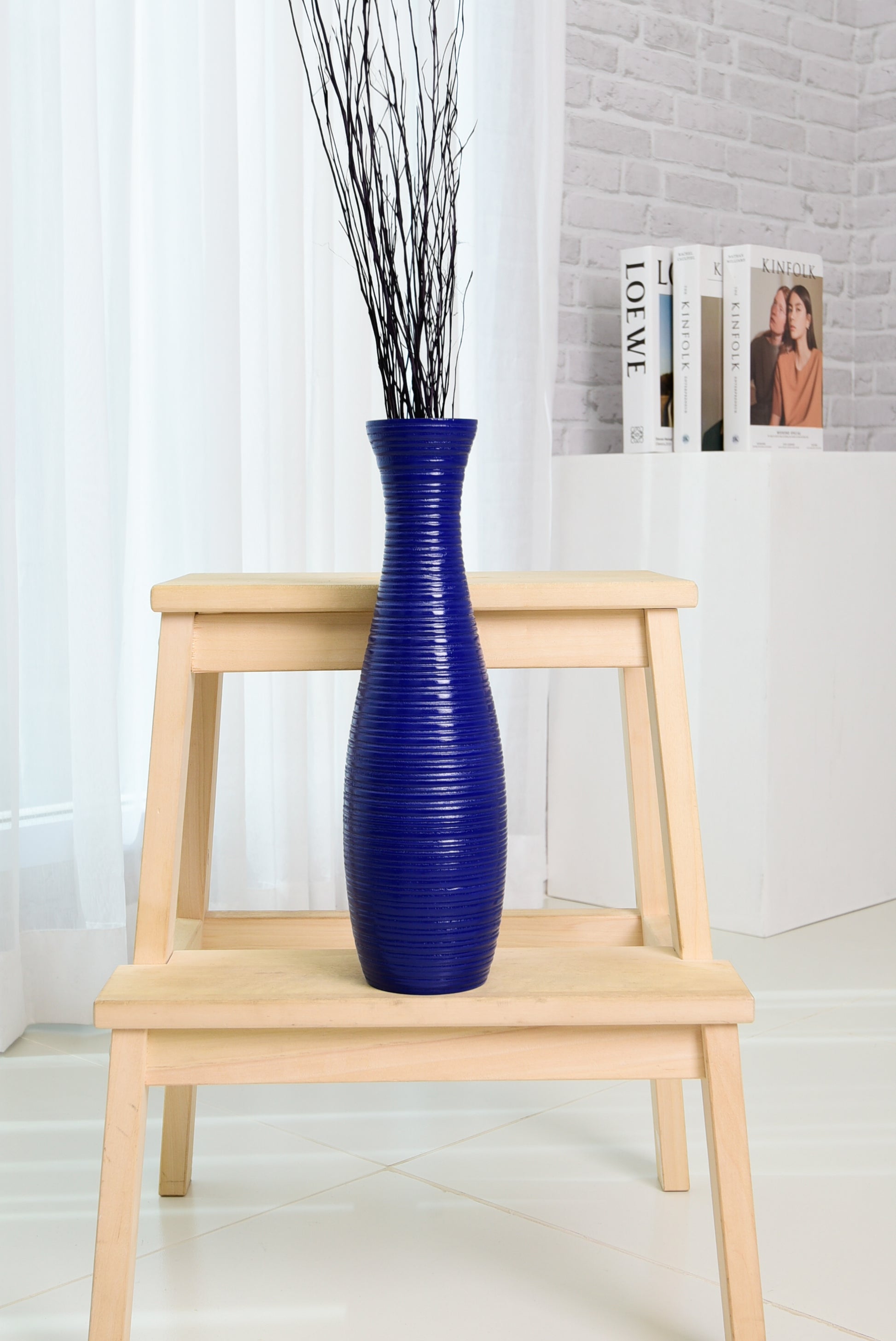 Compact Resin Vase – Stylish Waterproof Decorative Vase for Floor, Table or Shelf, blue, 14 inches