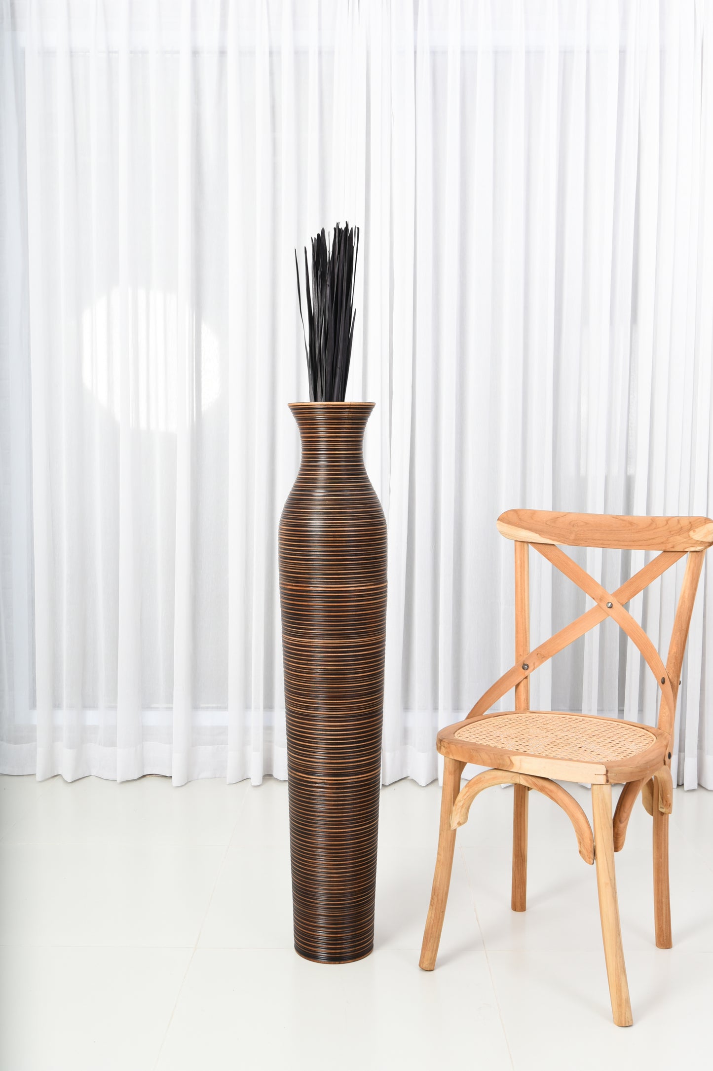 Large Mango Wood Floor Vase – Handcrafted Decorative Highlight from Thailand, brown, 41 inches
