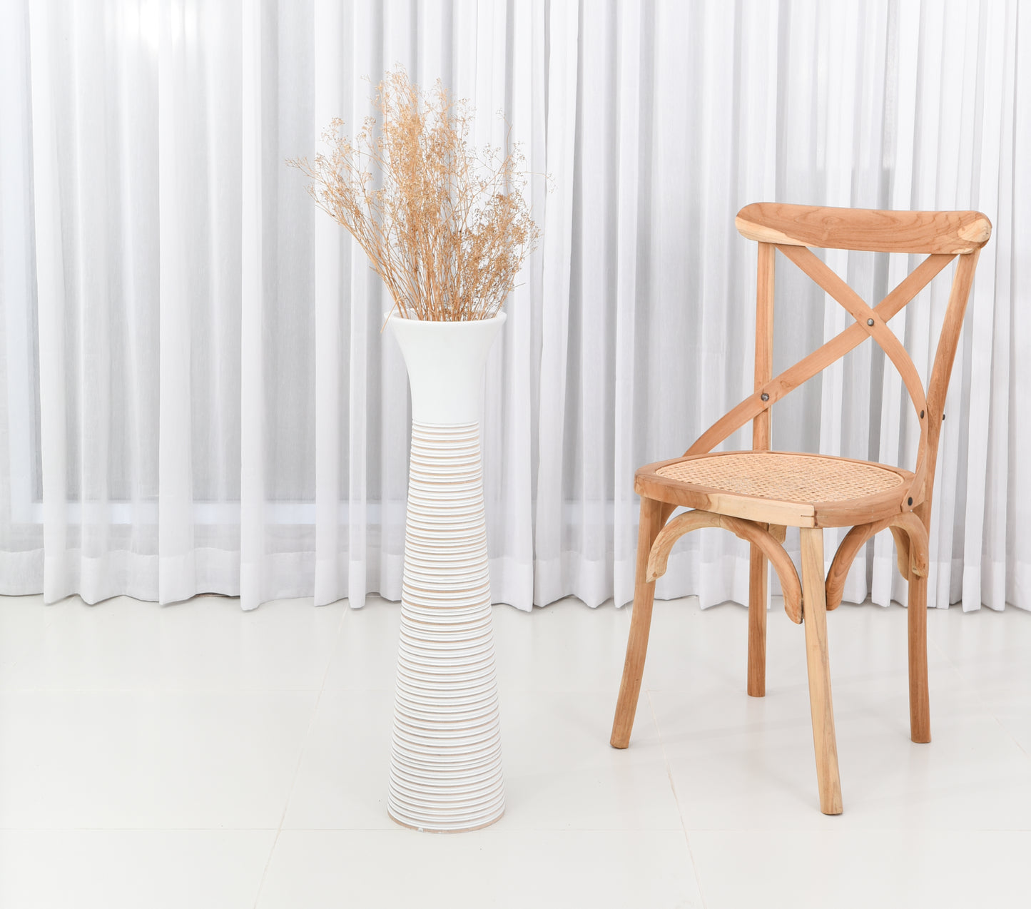 Large Mango Wood Floor Vase – Handcrafted Decorative Highlight from Thailand, white wash, 26 inches