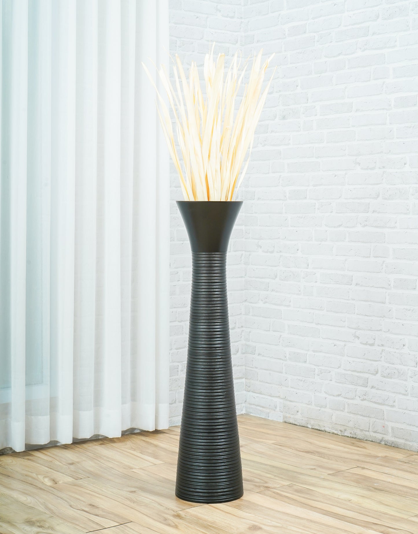Large Mango Wood Floor Vase – Handcrafted Decorative Highlight from Thailand, black, 34 inches