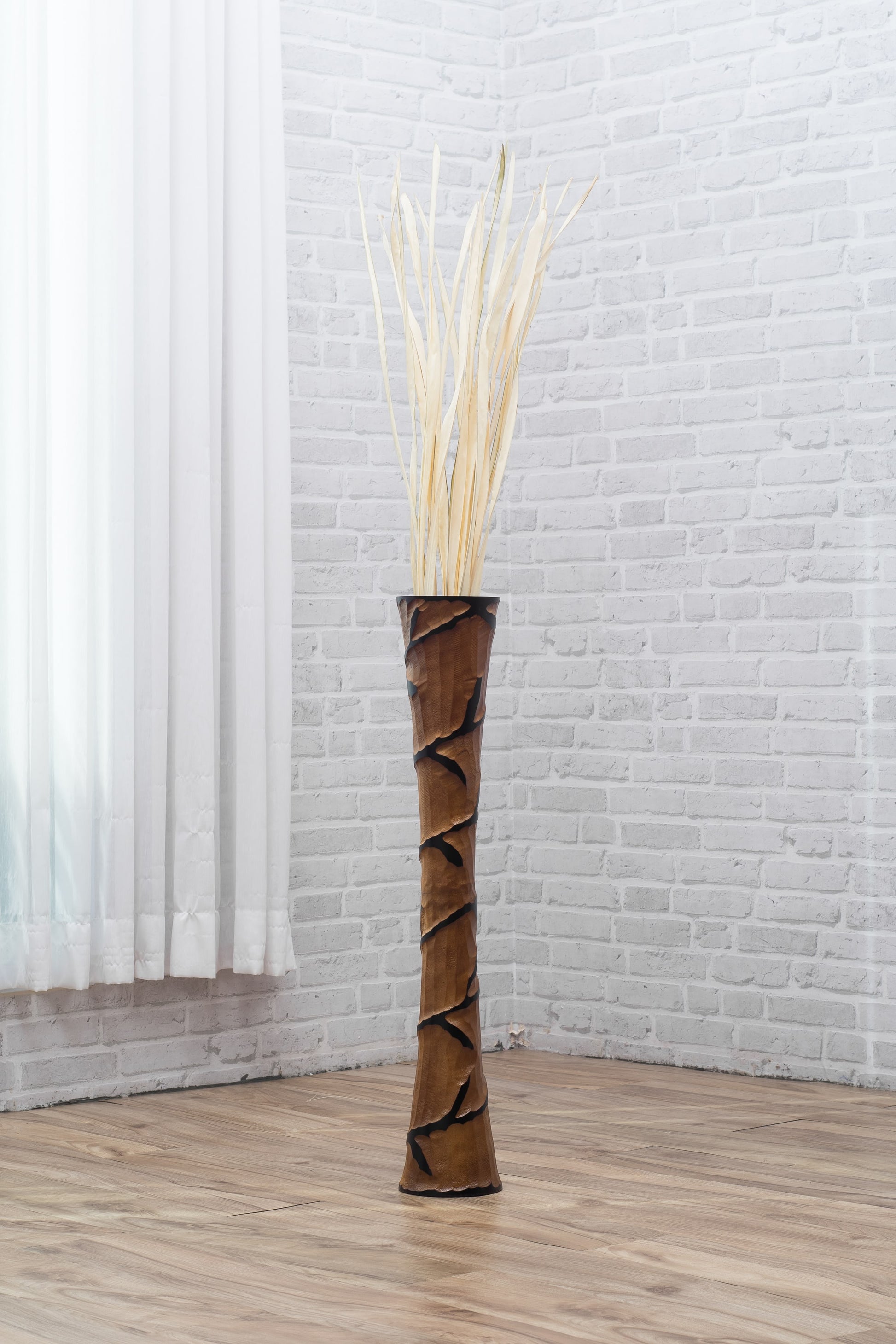 Large Mango Wood Floor Vase – Handcrafted Decorative Highlight from Thailand, brown, black, 26 inches