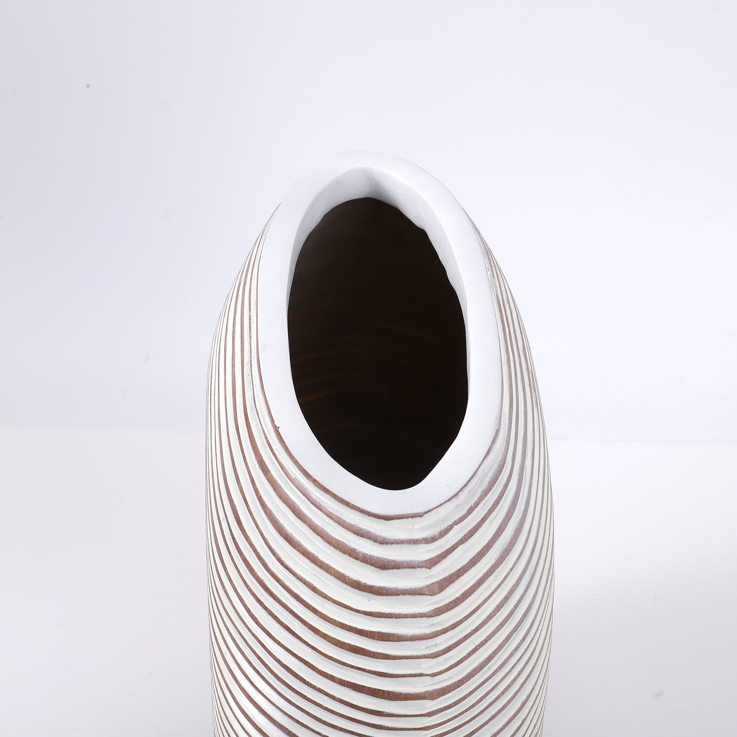 Compact Resin Vase – Stylish Waterproof Decorative Vase for Floor, Table or Shelf, white wash, 10 inches