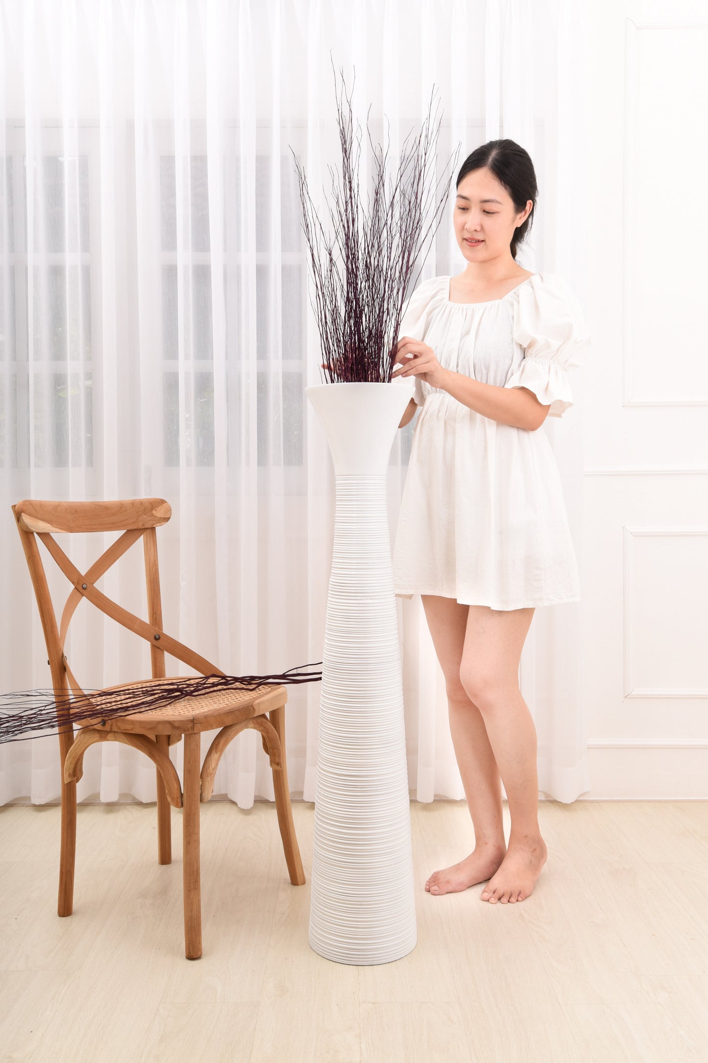 Large Mango Wood Floor Vase – Handcrafted Decorative Highlight from Thailand, white, 41 inches