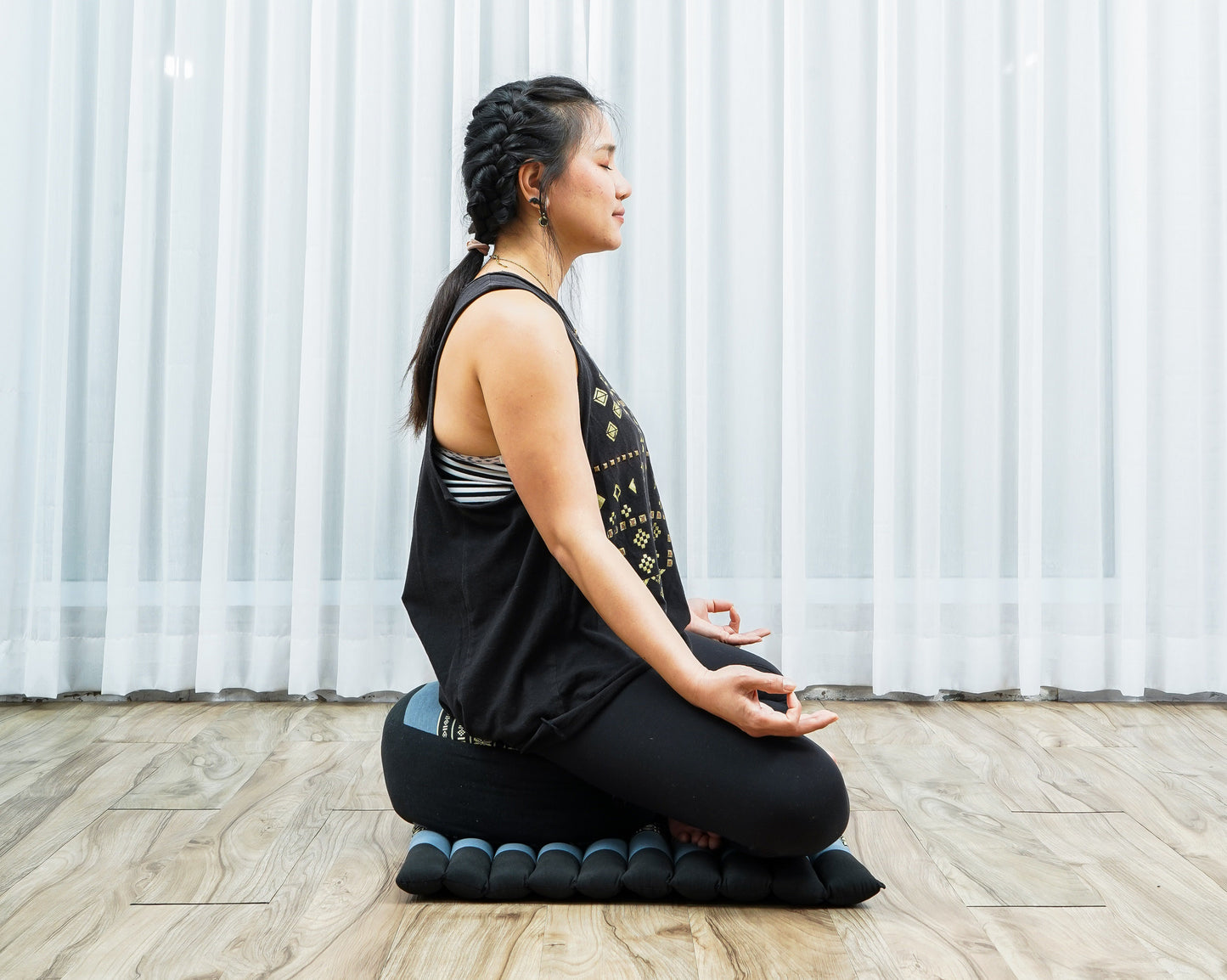 Compact Meditation Cushion Set Made of Kapok – Small Zabuton & Zafu with Cotton Cover, Sf15 - Blue