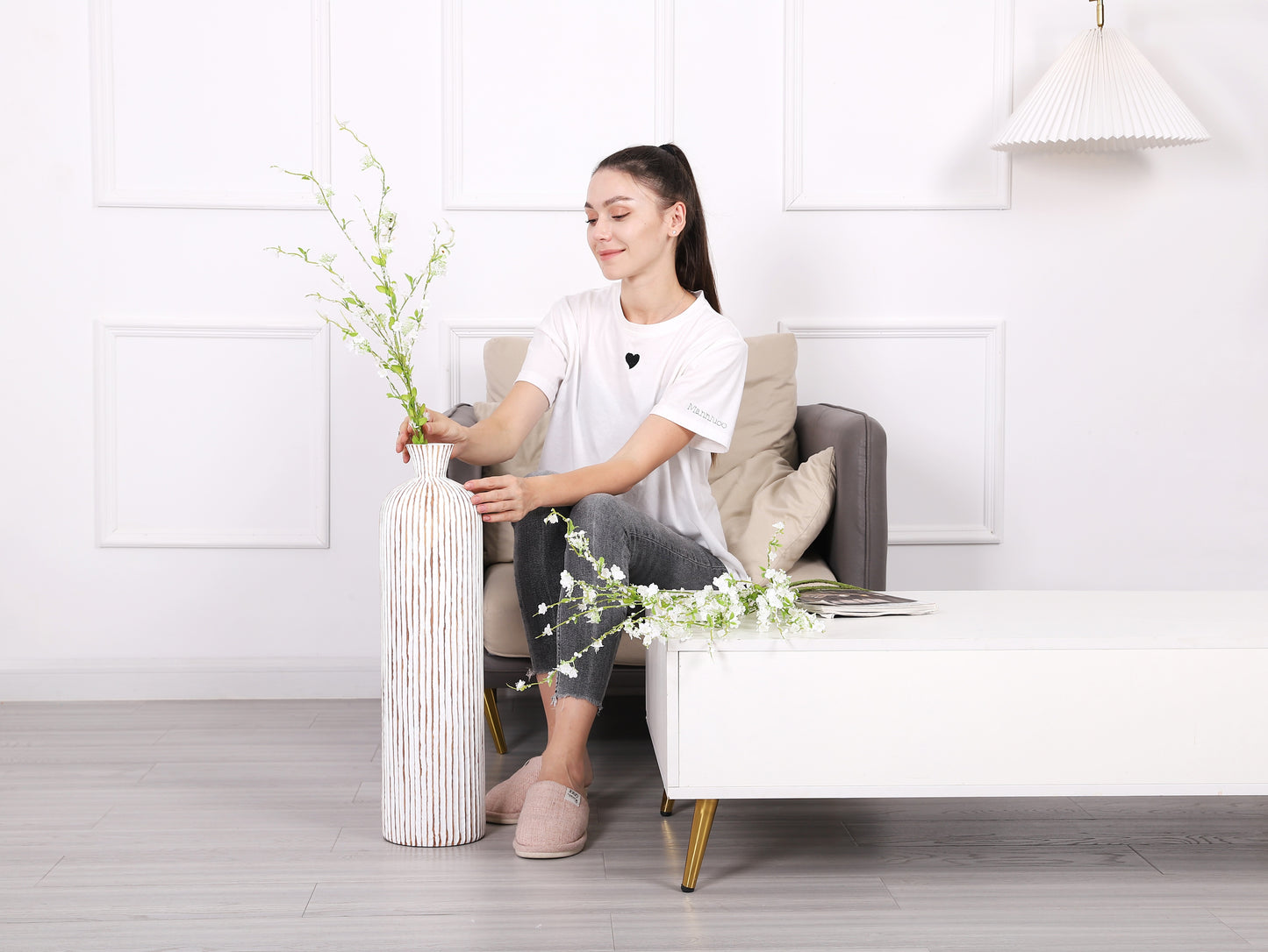 Large Resin Floor Vase – Stylish Waterproof Vase for Fresh & Dried Flowers, white wash, 26 inches