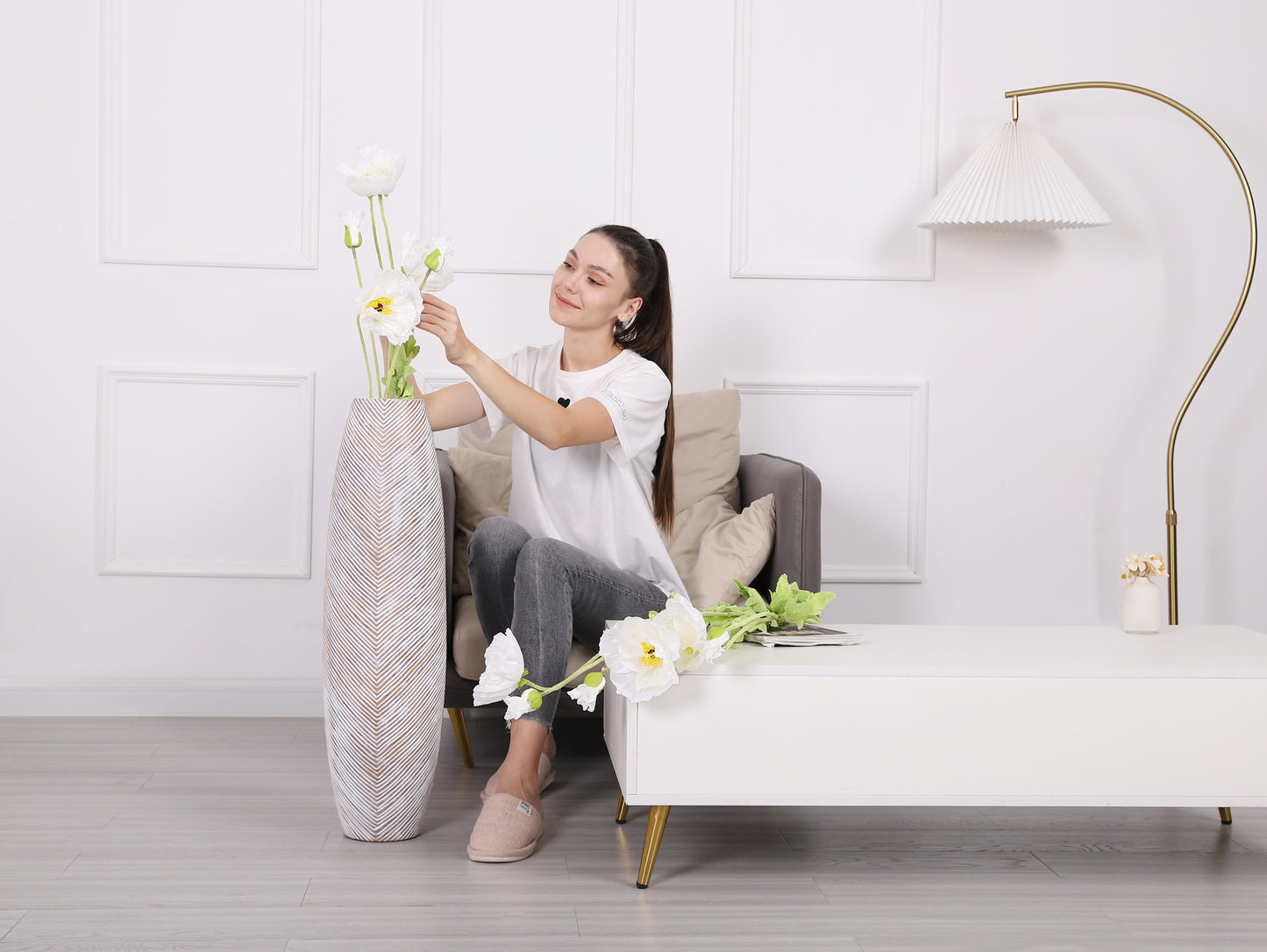 Large Resin Floor Vase – Stylish Waterproof Vase for Fresh & Dried Flowers, white wash, 32 inches
