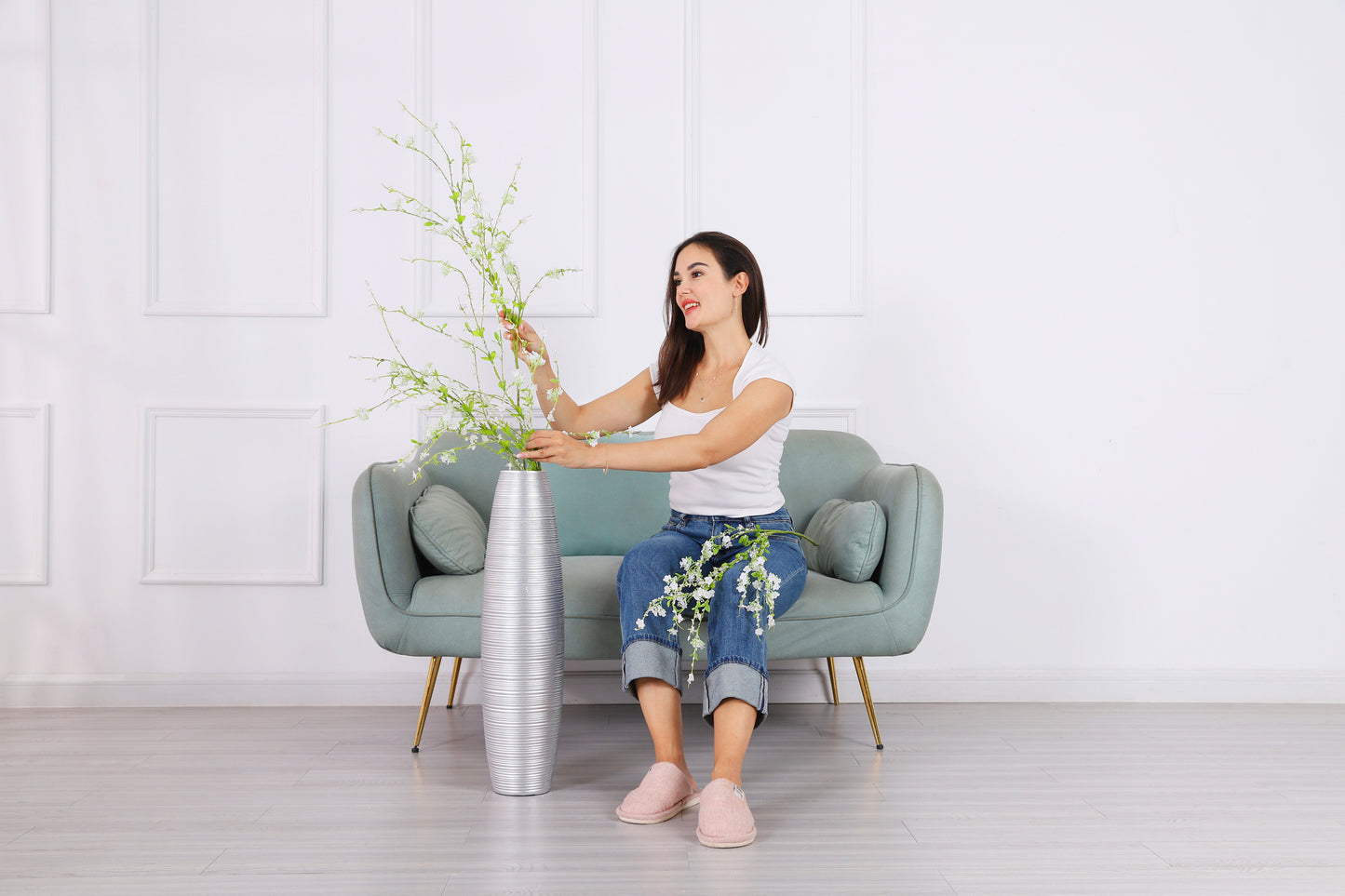 Large Resin Floor Vase – Stylish Waterproof Vase for Fresh & Dried Flowers, silver, 26 inches