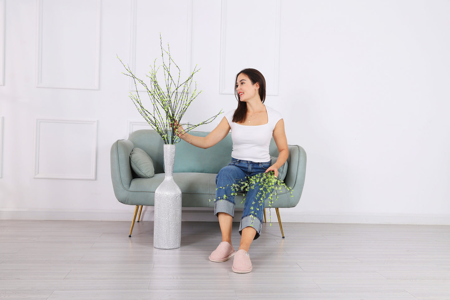 Large Resin Floor Vase – Stylish Waterproof Vase for Fresh & Dried Flowers, silver, 26 inches